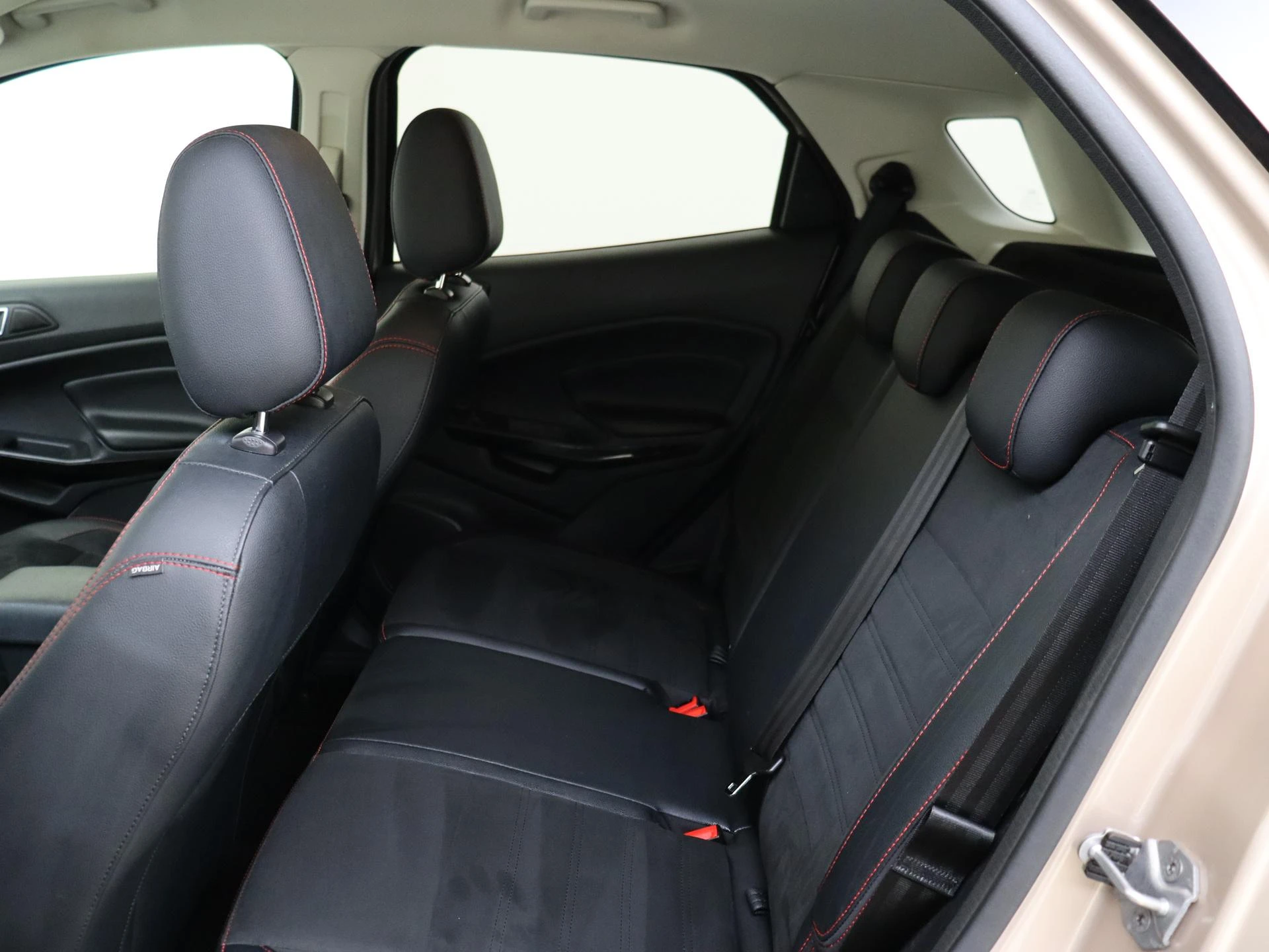 Ford-EcoSport-image-15