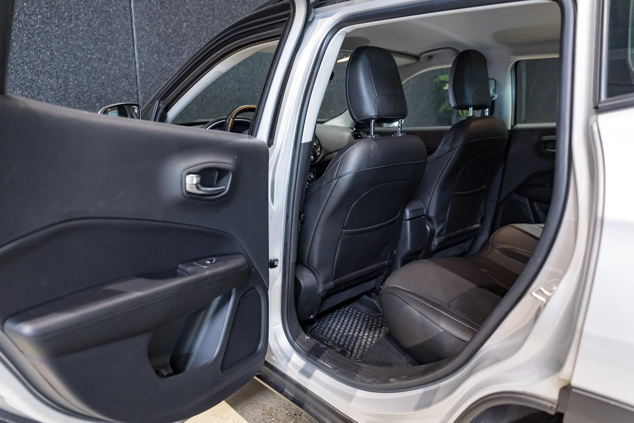 Jeep-Compass-image-11