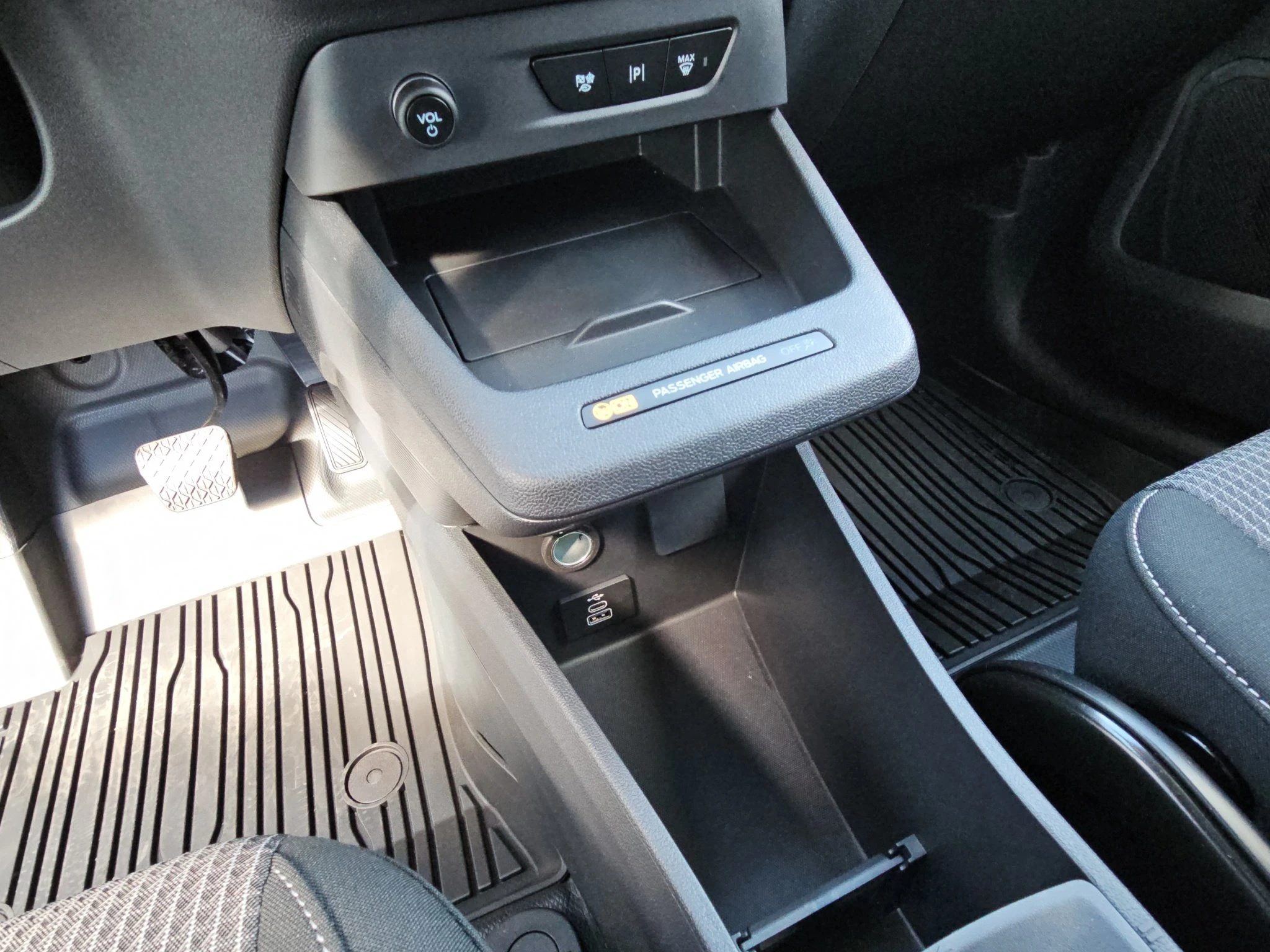 Ford Transit Courier Trend Elektro 100 kW Aut. | GJR | RFK | SHZ | PDC | Klima