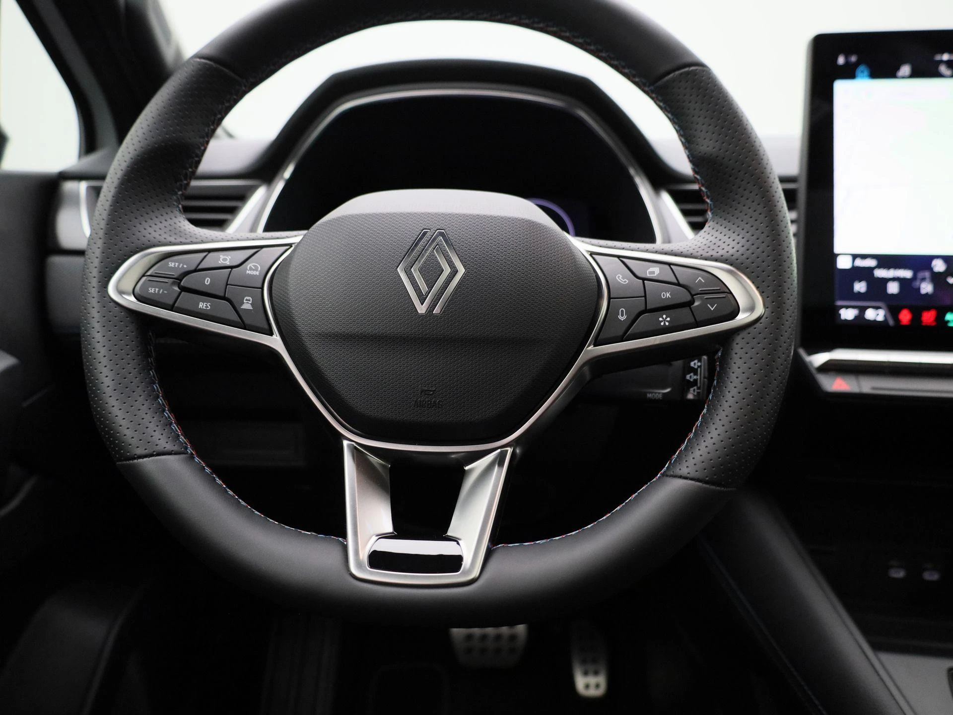 Renault-Captur-image-6