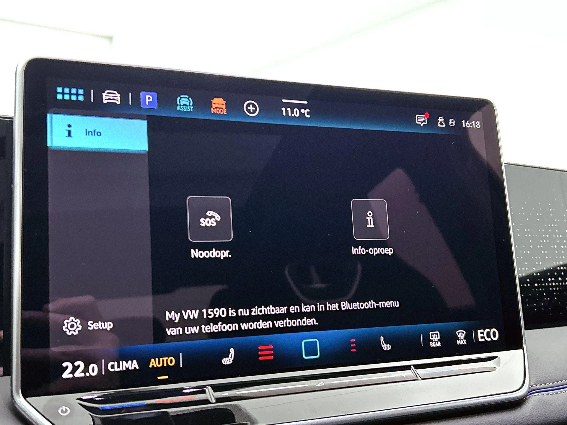 Volkswagen-Tiguan-image-8