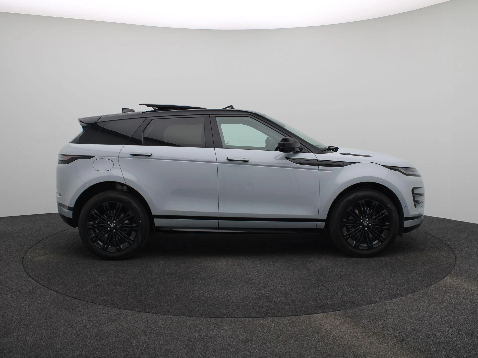Land Rover-Range Rover Evoque-image-5