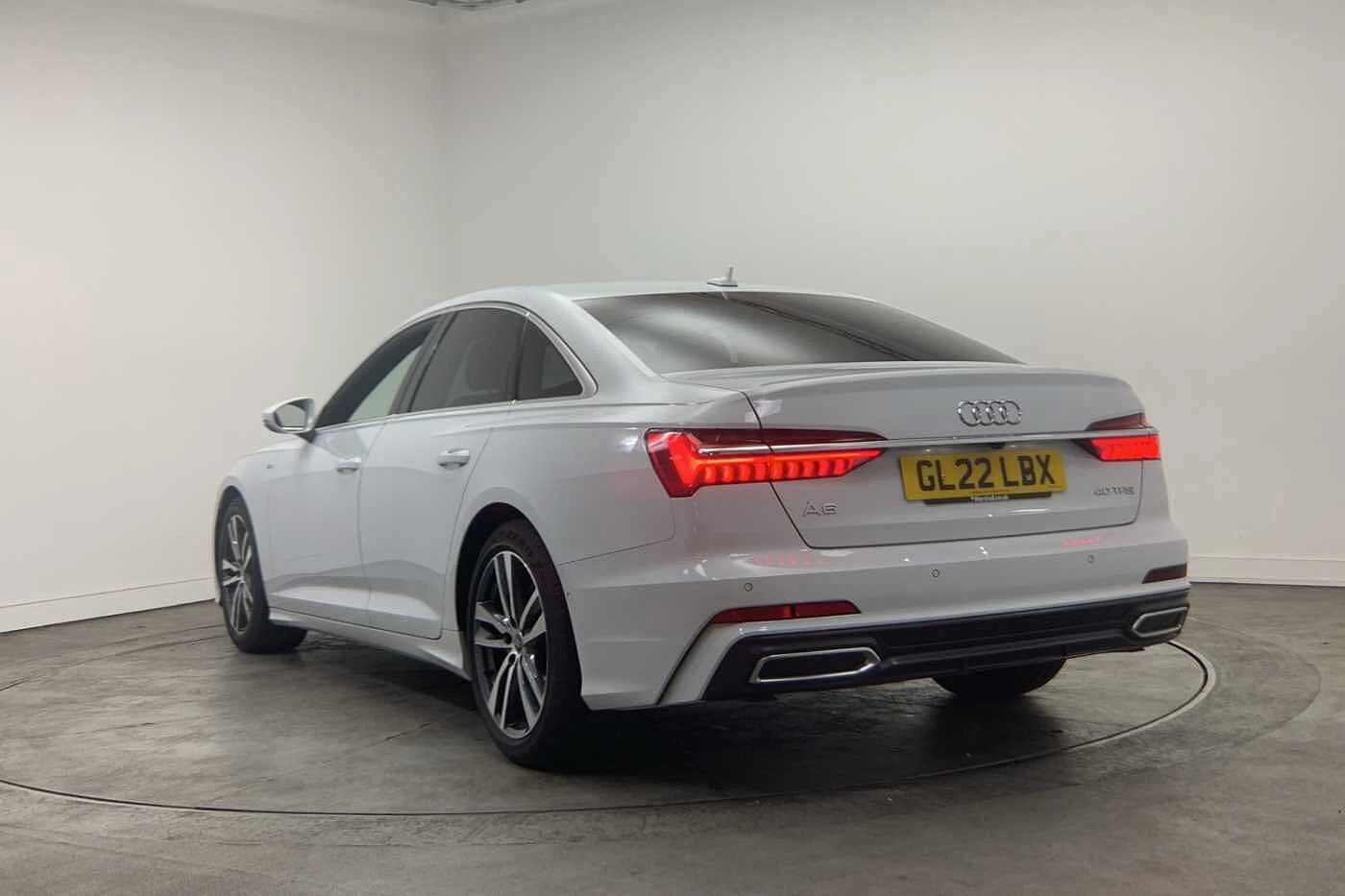 Audi-A6-image-2