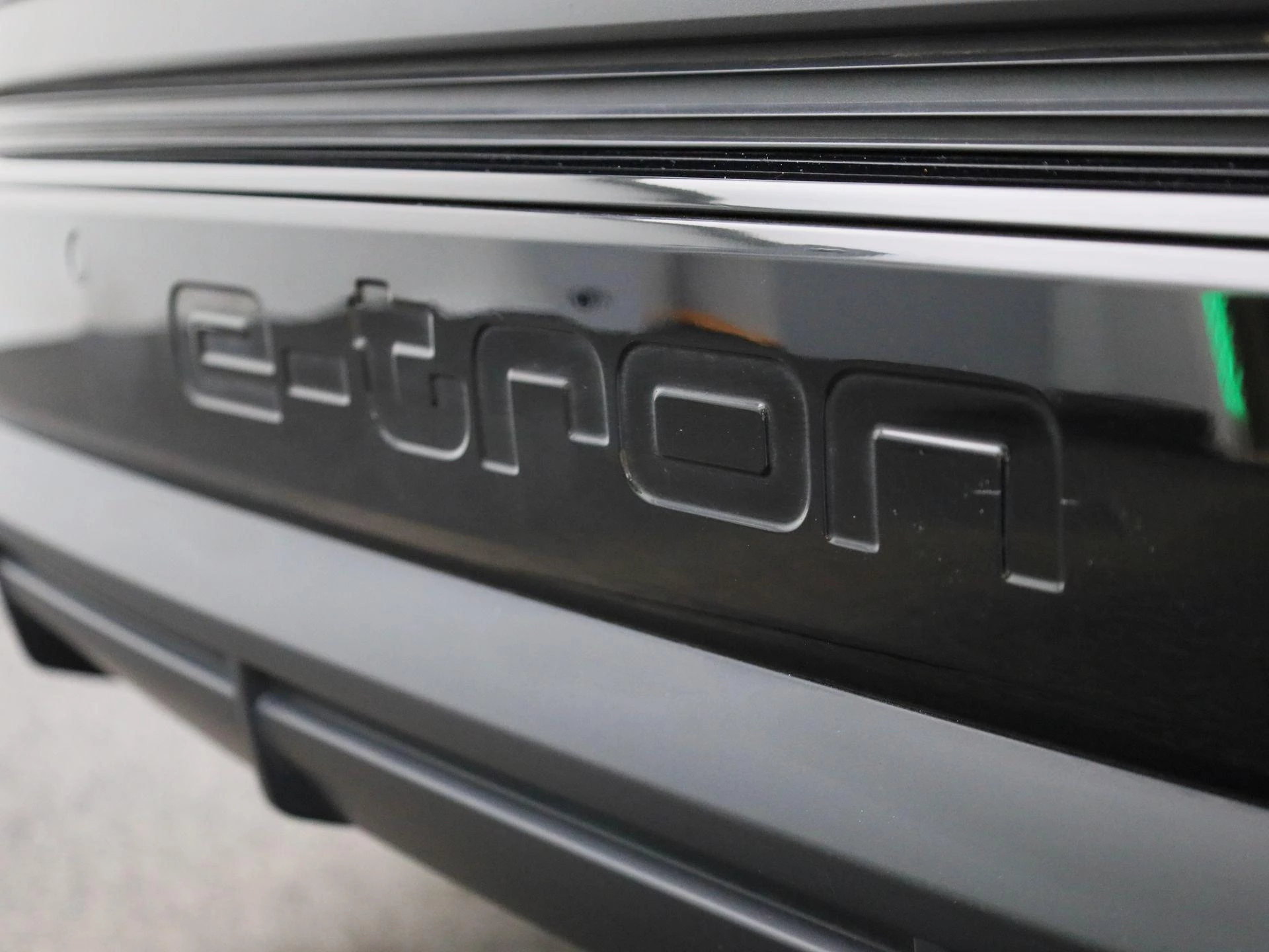 Audi-Q4 e-tron-image-45