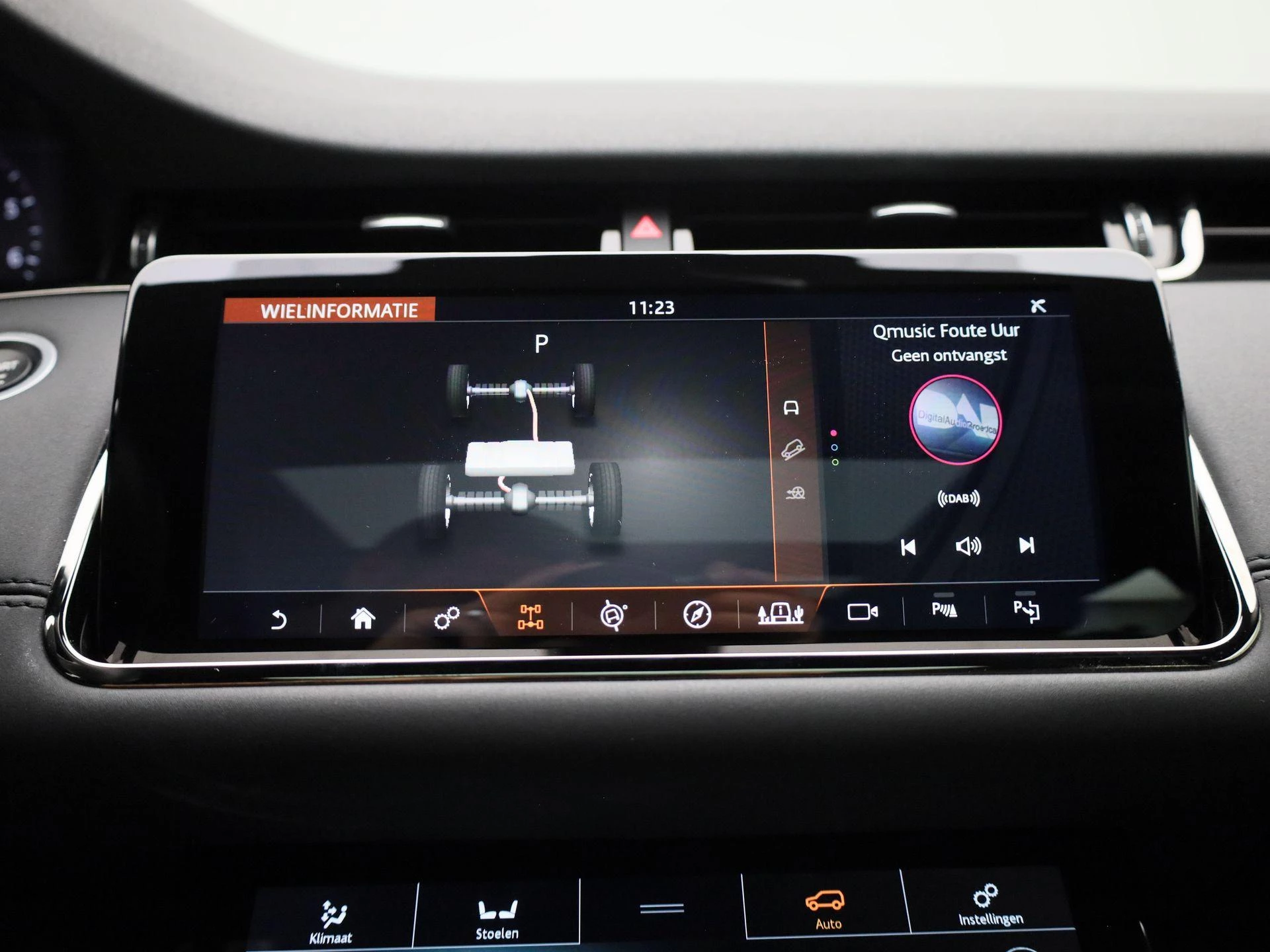 Land Rover-Range Rover Evoque-image-31