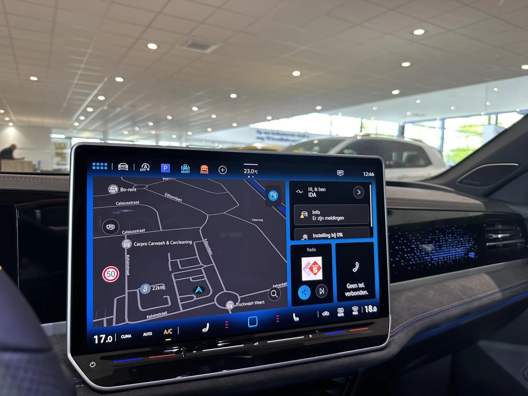 Volkswagen-Passat-image-11