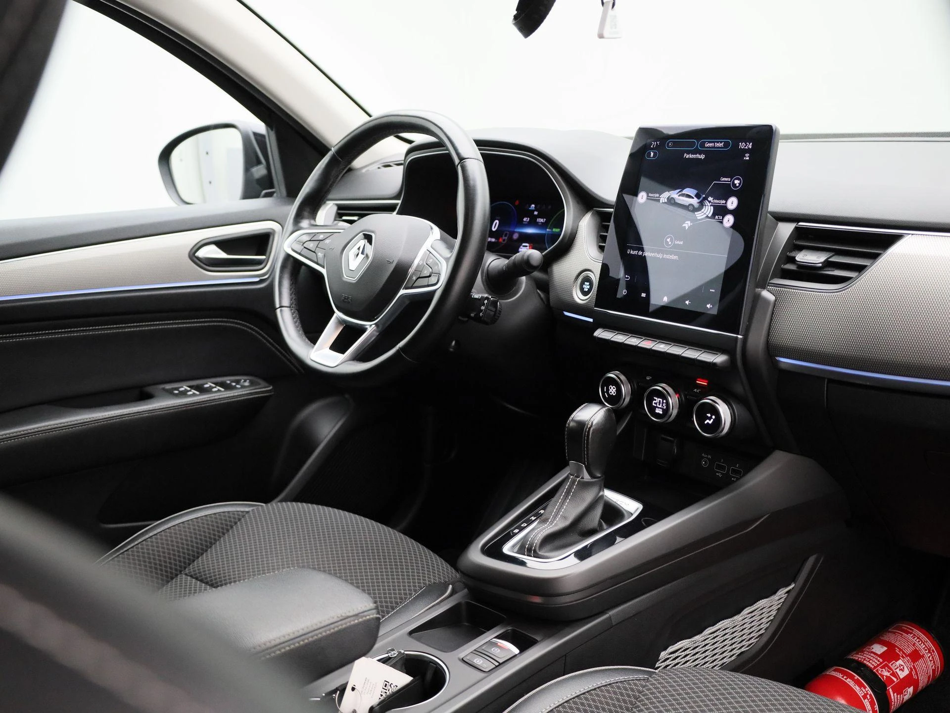 Renault-Arkana-image-39