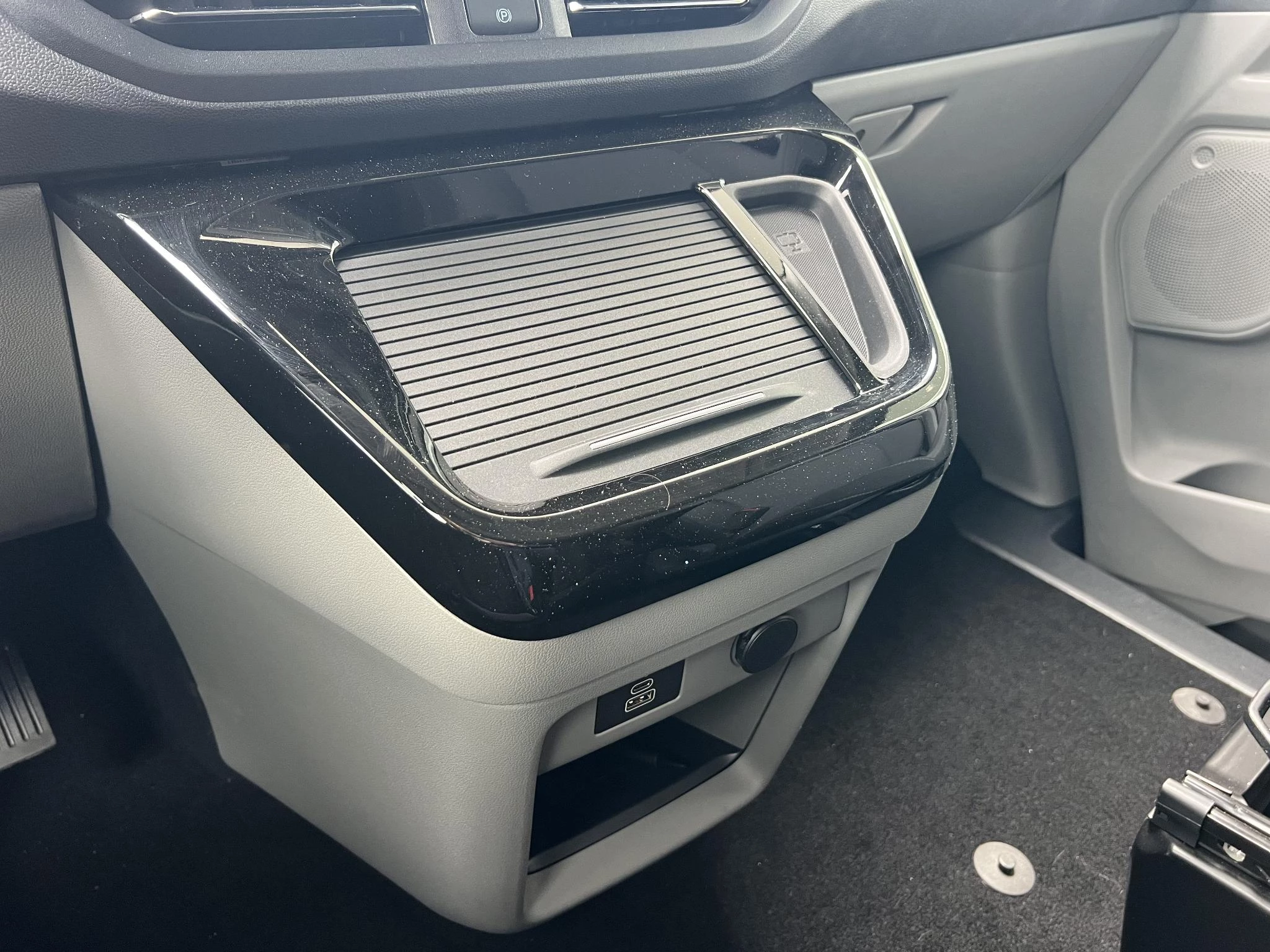 Ford-Transit Custom-image-23