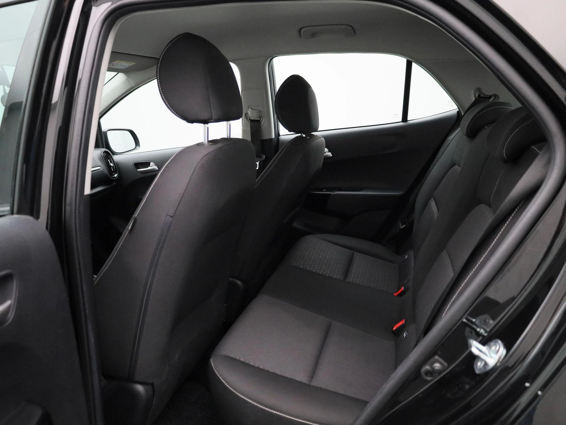 Kia-Picanto-image-10