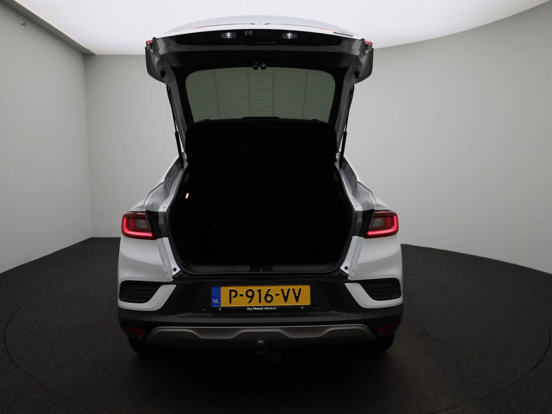 Renault-Arkana-image-10
