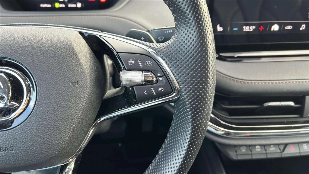 Škoda-Enyaq iV-image-12