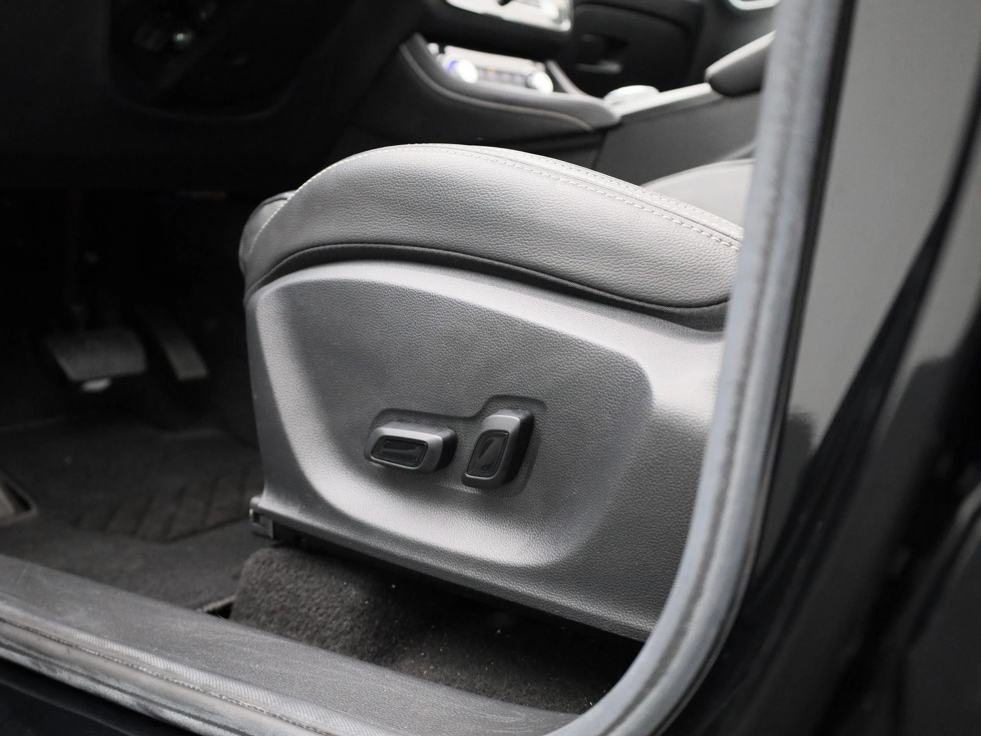 MG-ZS EV-image-31