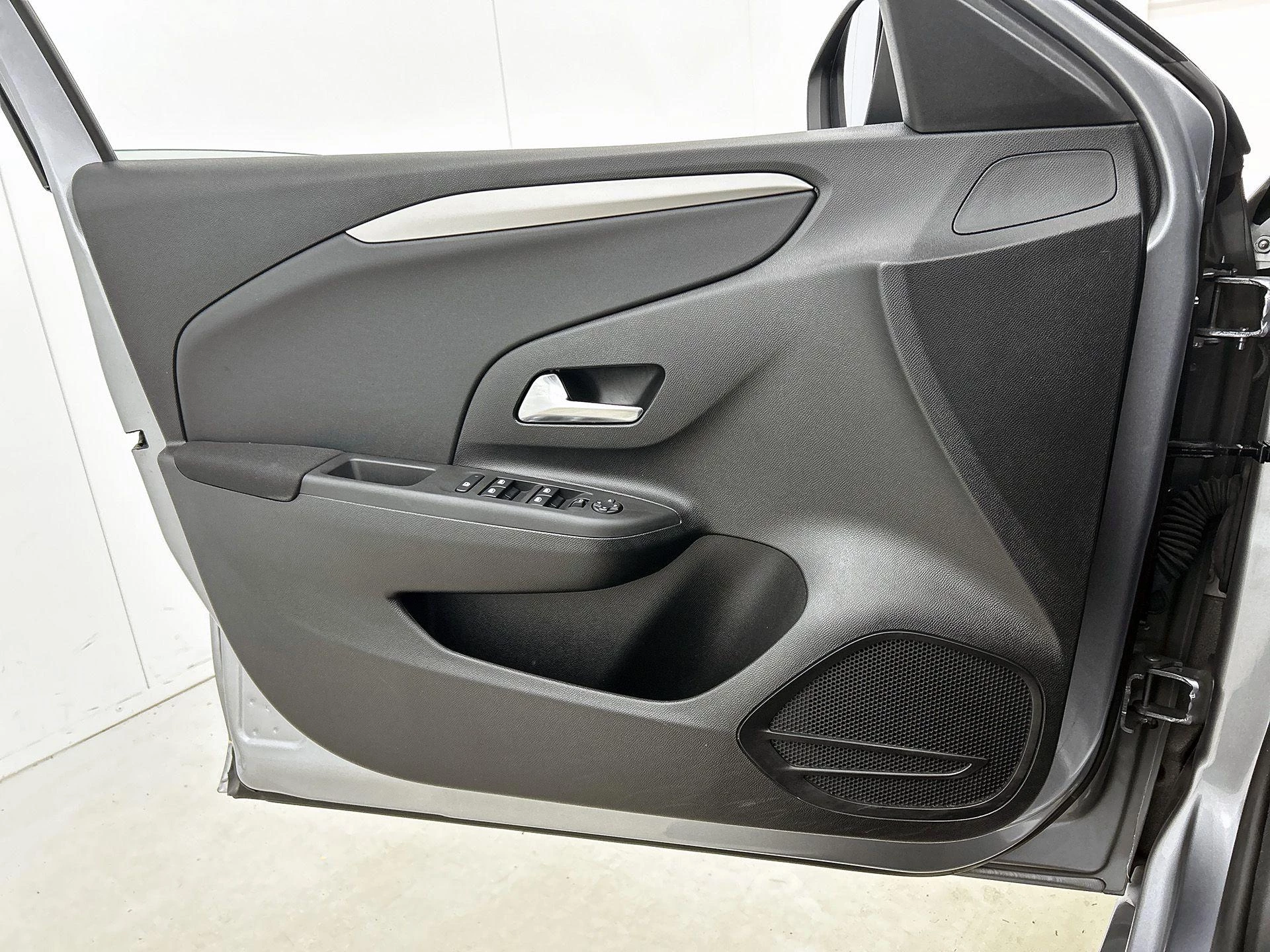 Opel-Corsa-image-10