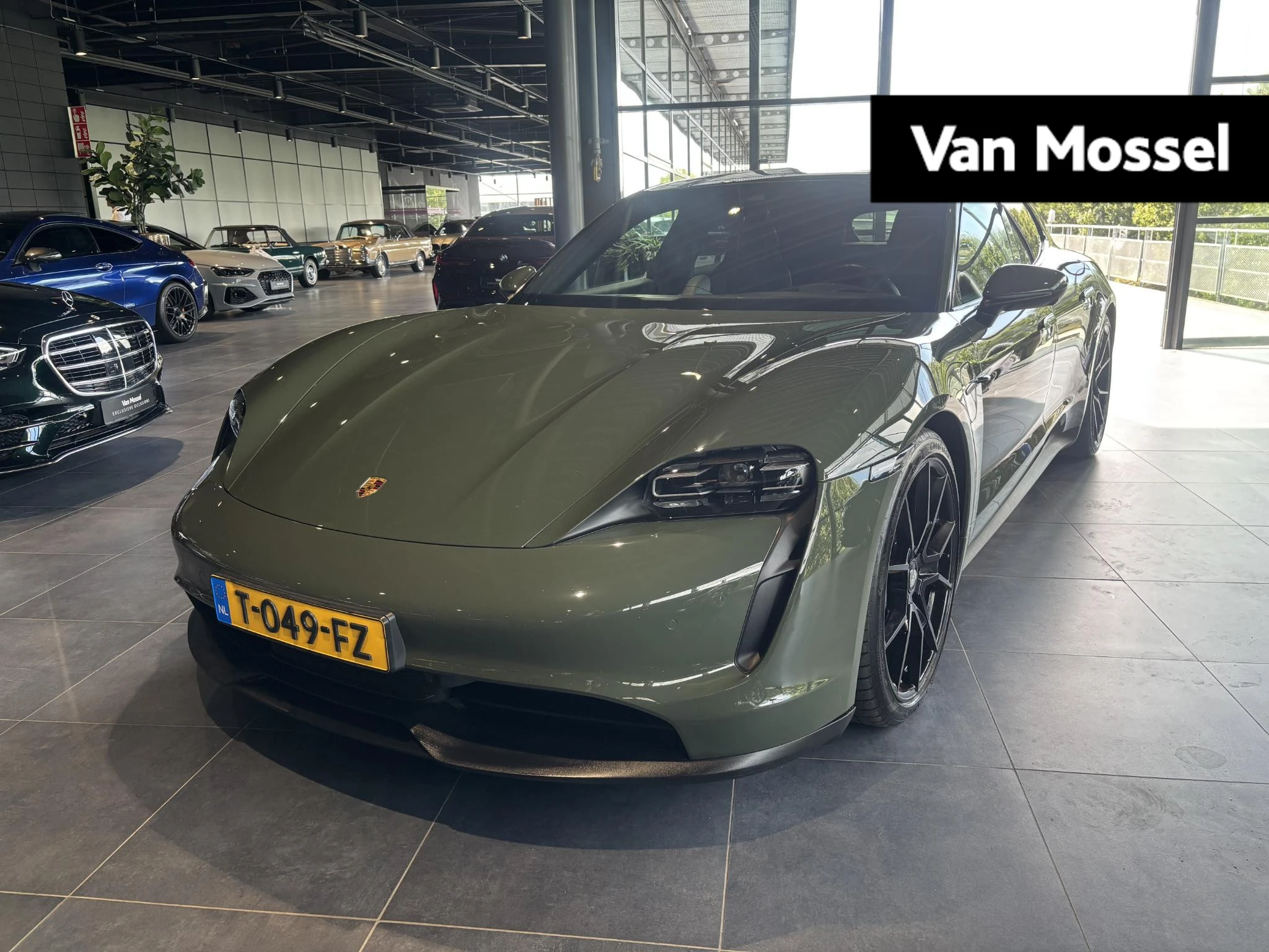 Porsche-Taycan-image-0