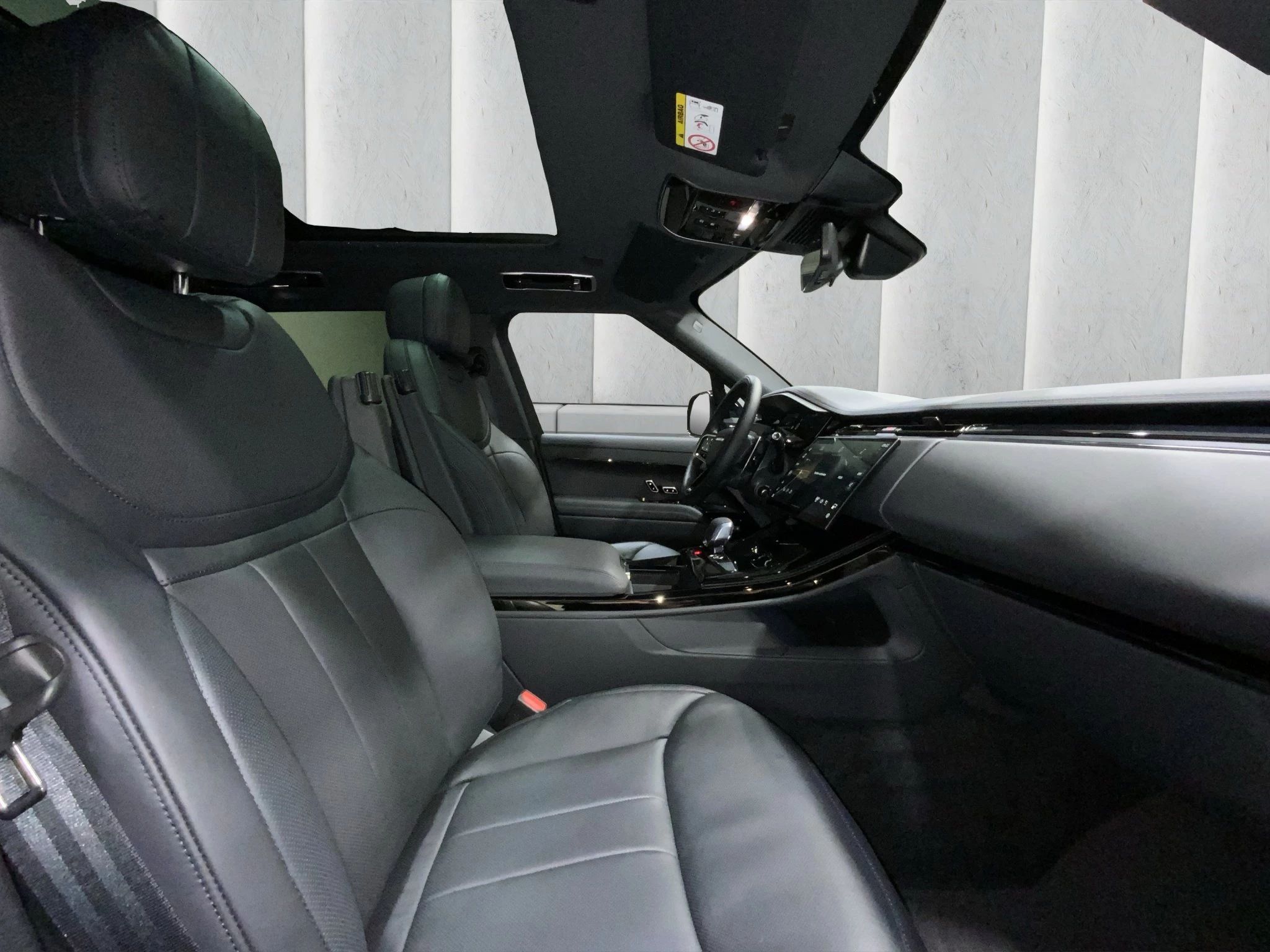 Land Rover Range Rover Sport DYNAMIC SE 3.0 P460e PHEV AWD Automatik Geländewagen. 338 kW. 5-türig