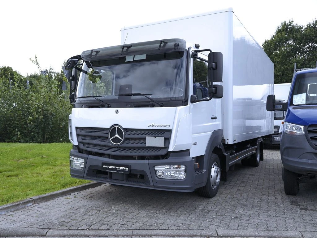 Mercedes-Benz-Atego-image-7