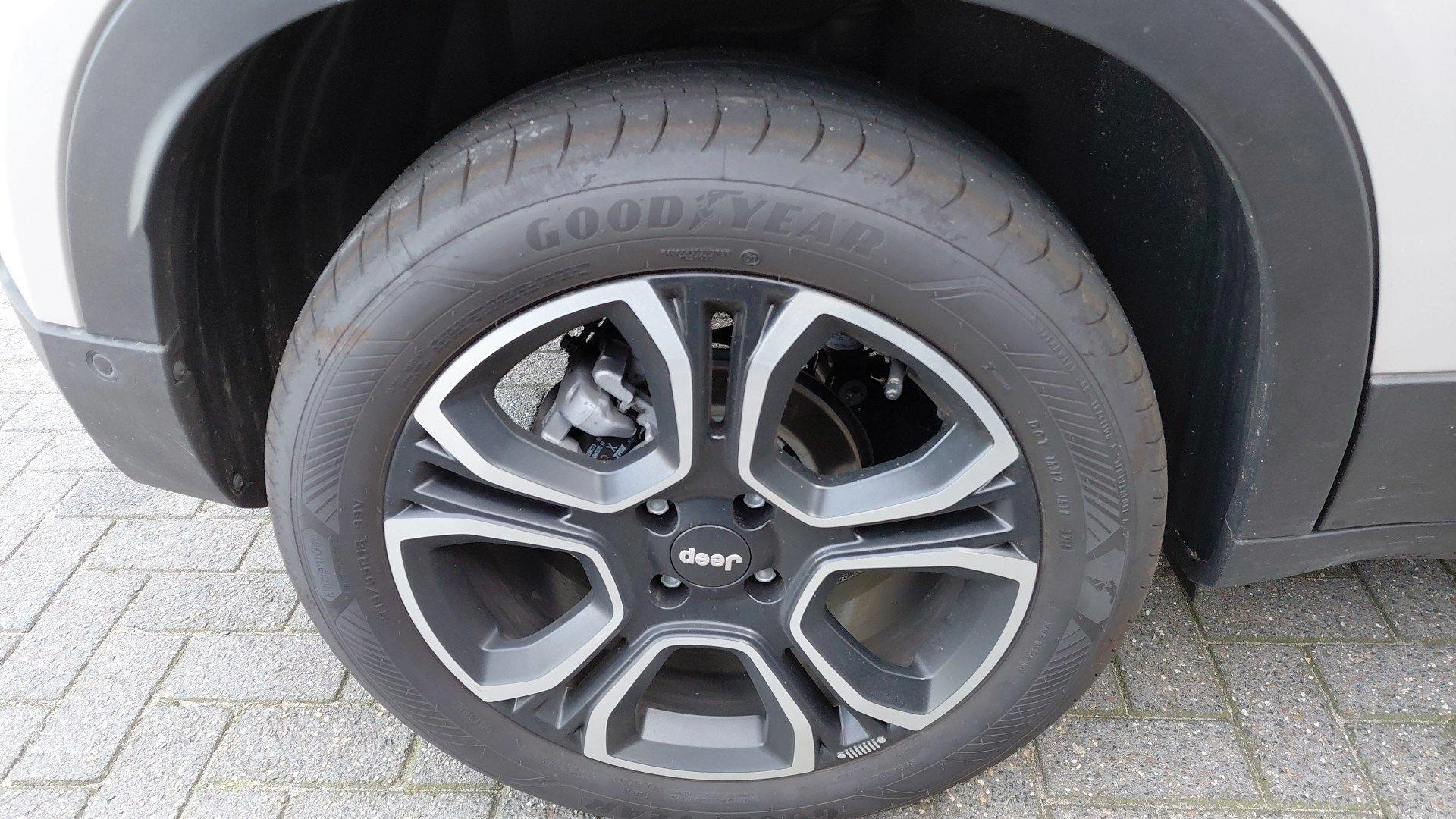 Jeep-Avenger-image-3