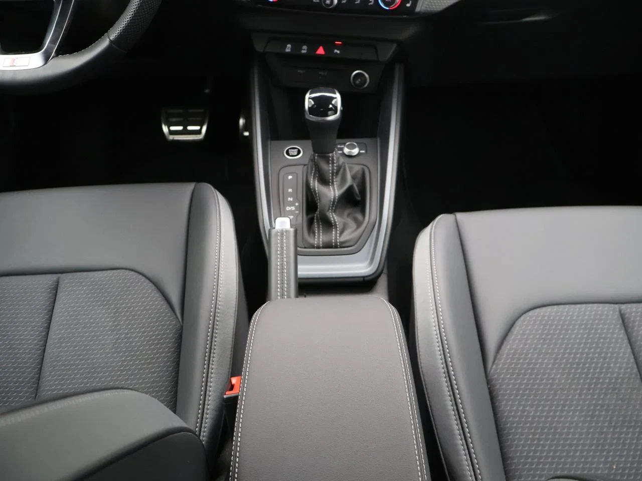 Audi A1 Sportback Audi A1 Sportback 2X-S line 30TFSI 116PK *AUTOMAAT*LEDER*VIRTUAL COCKPIT*PDC*CRUISE*NAVI*APP-CONNECT*...*