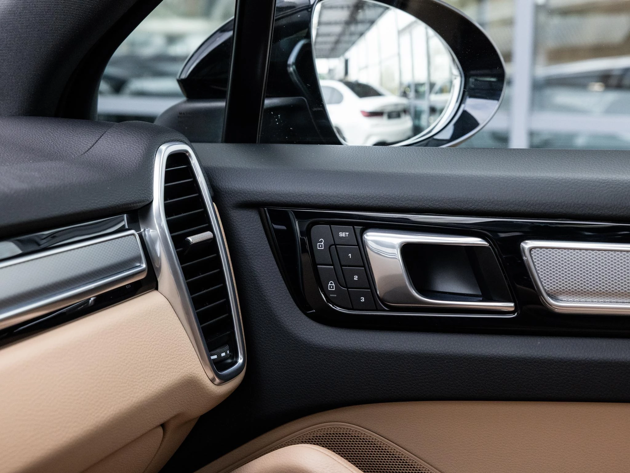 Porsche Cayenne 3.0 E-Hybrid Platinum Edition