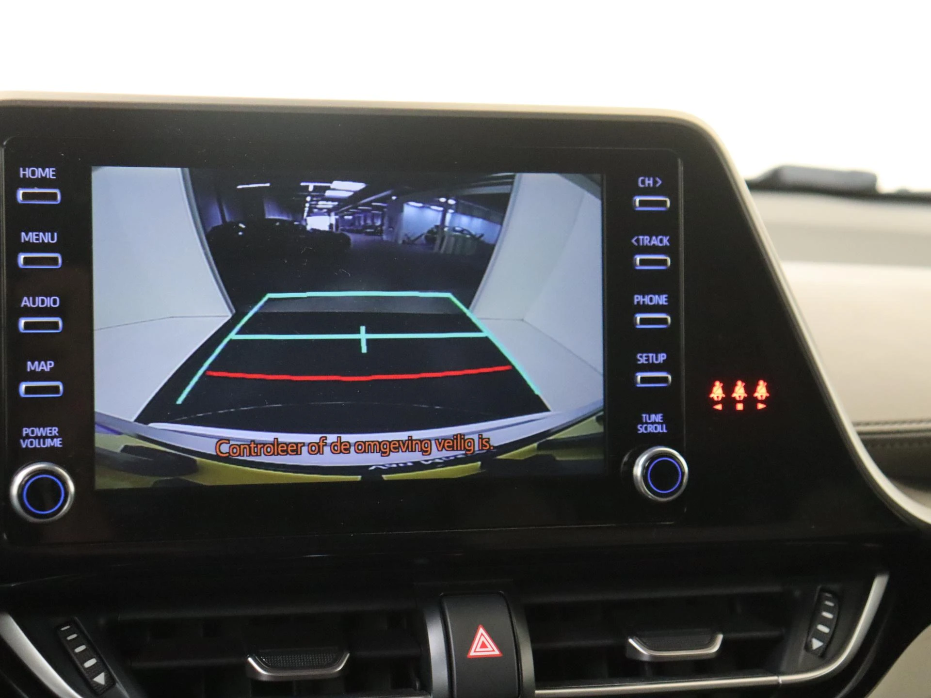 Toyota C-HR 2.0 Hybrid Executive AUTOMAAT