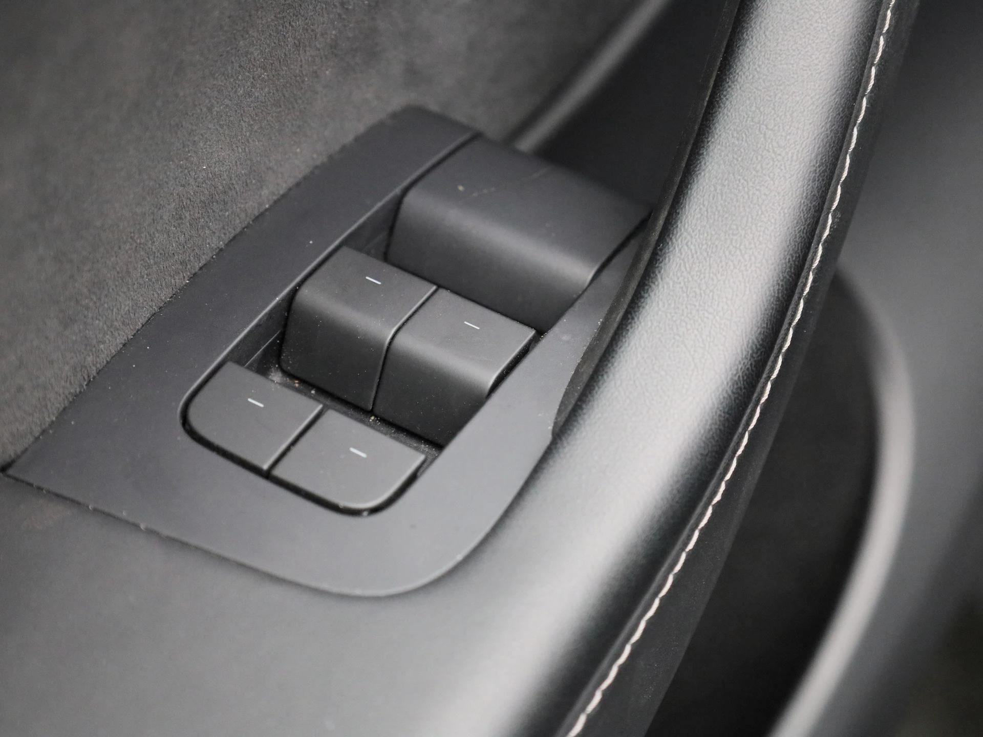 Tesla-Model Y-image-30