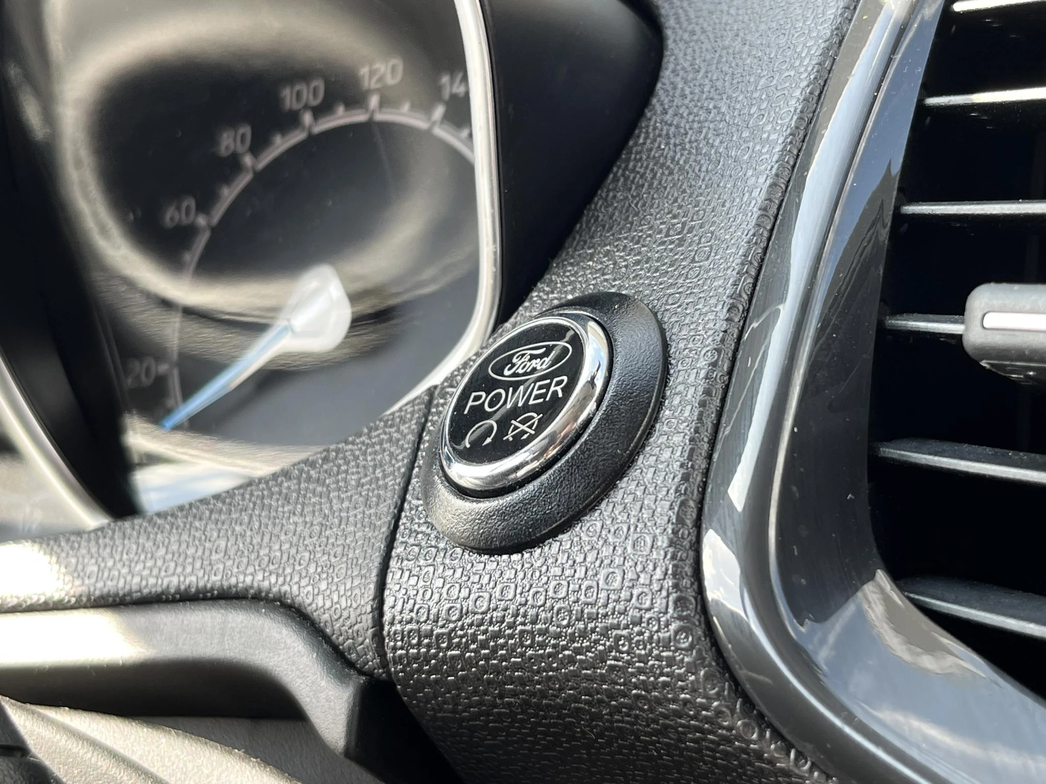Ford-EcoSport-image-22