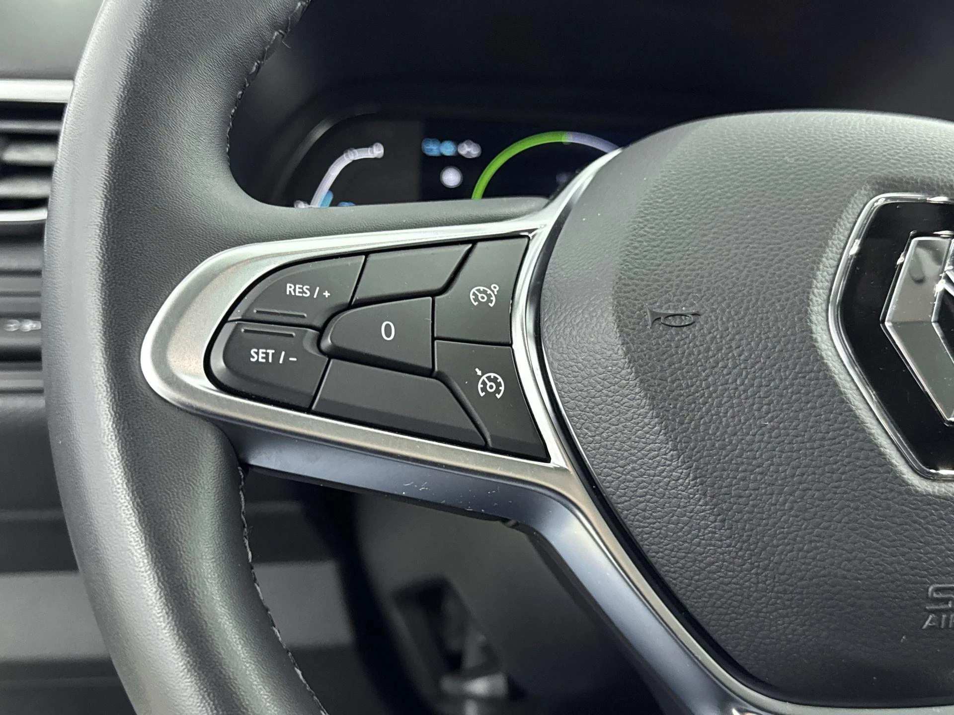 Renault-Clio-image-5