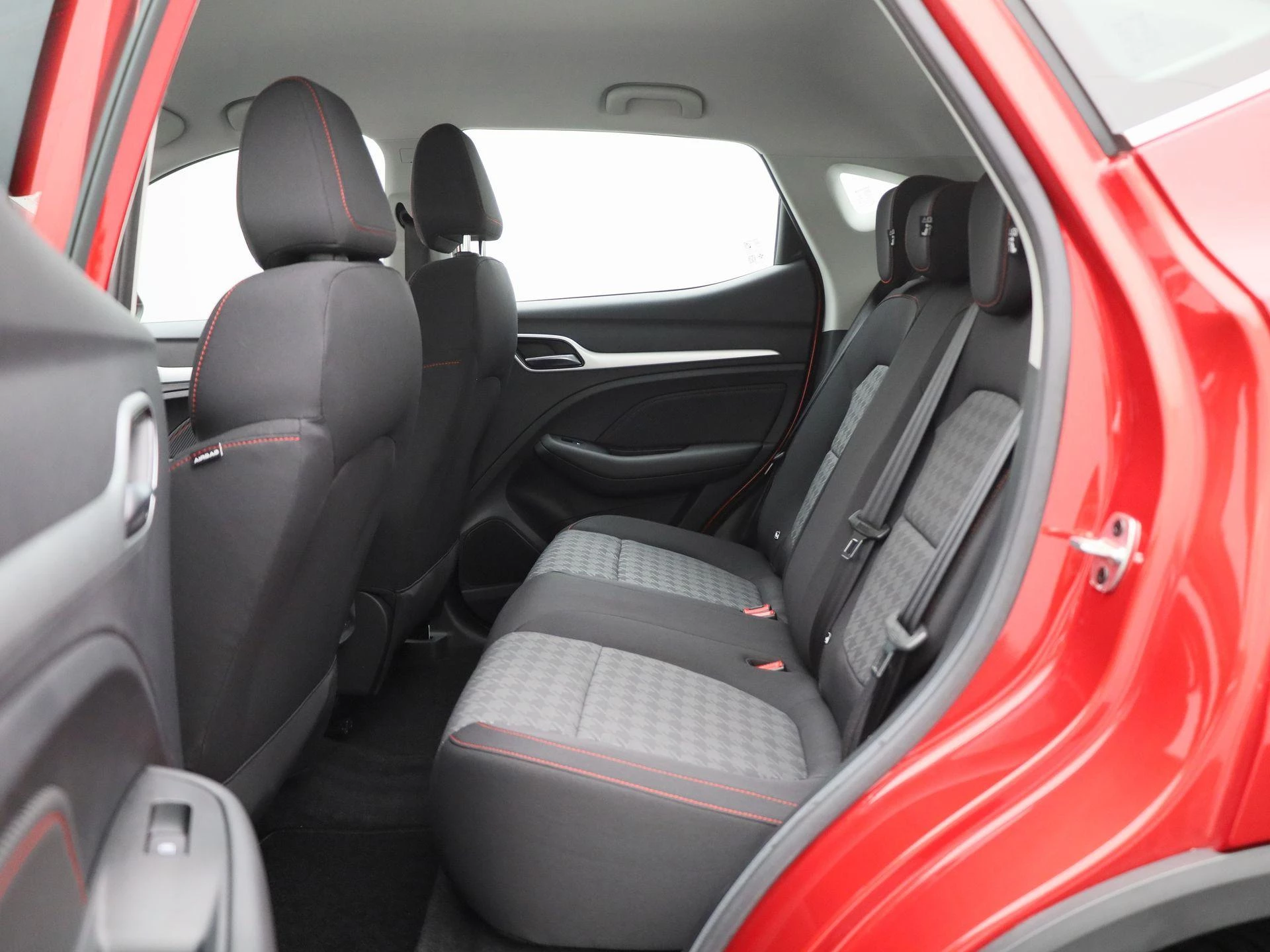 MG-ZS EV-image-11