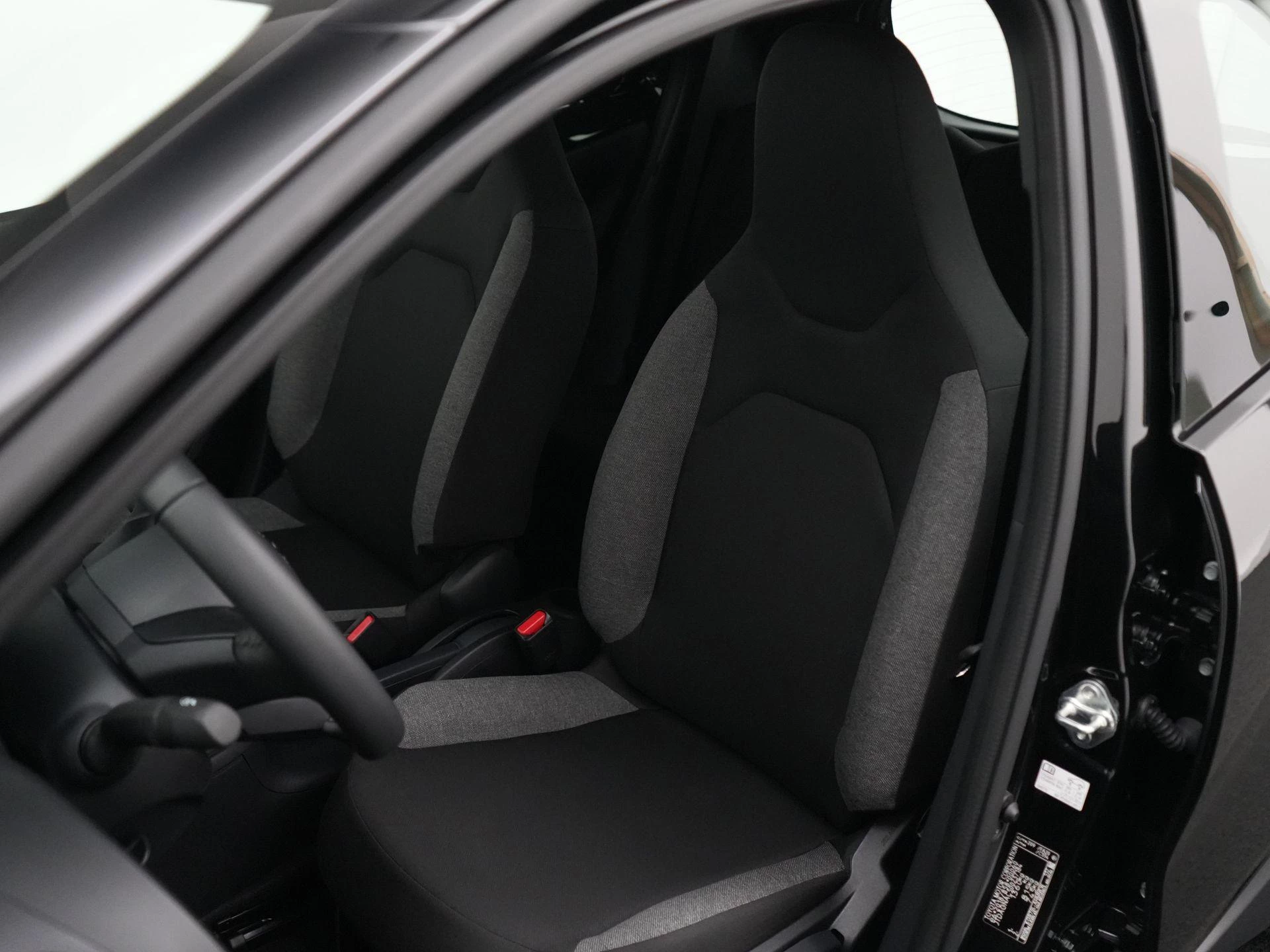 Toyota Aygo X 1.0 VVT-i MT Play