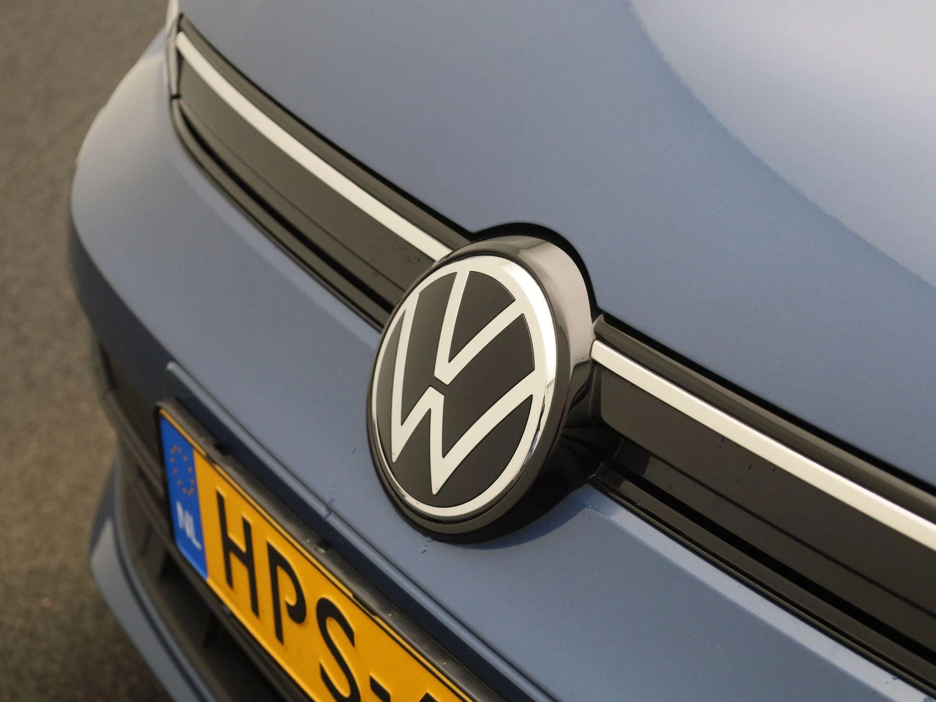 Volkswagen-Golf-image-31