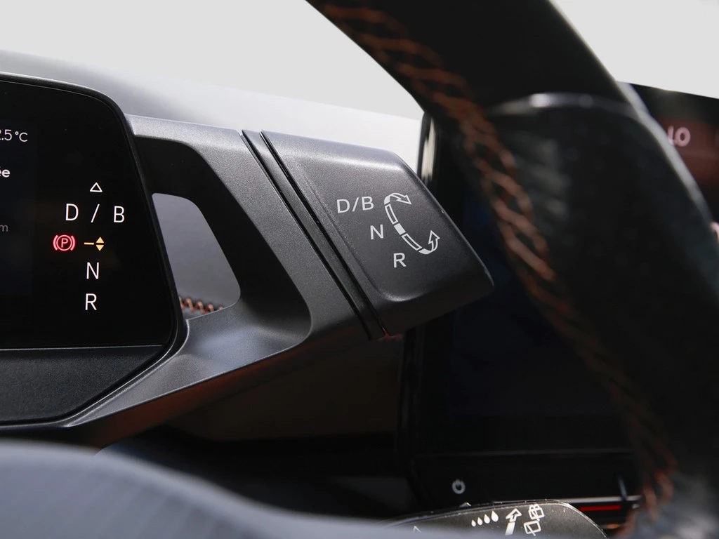 CUPRA Born 150kW Navi/RFK/SHZ