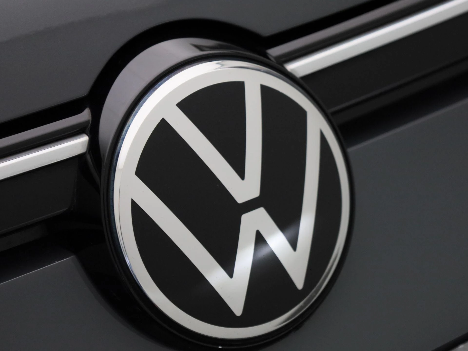 Volkswagen-Golf-image-32