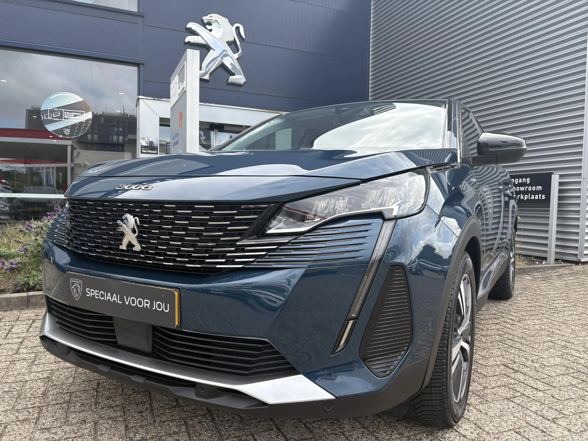Peugeot-3008-image-2