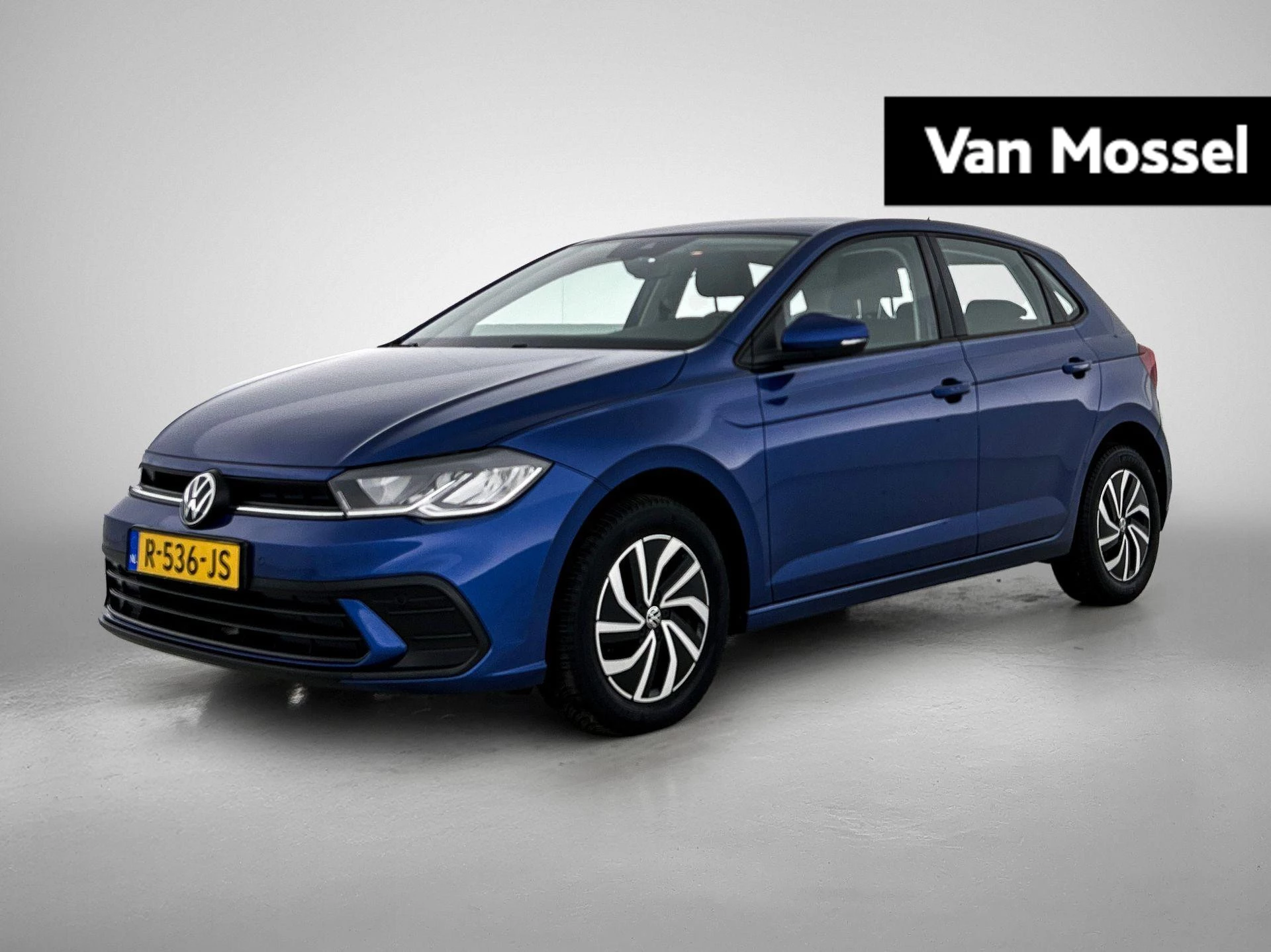 Volkswagen-Polo-image-0