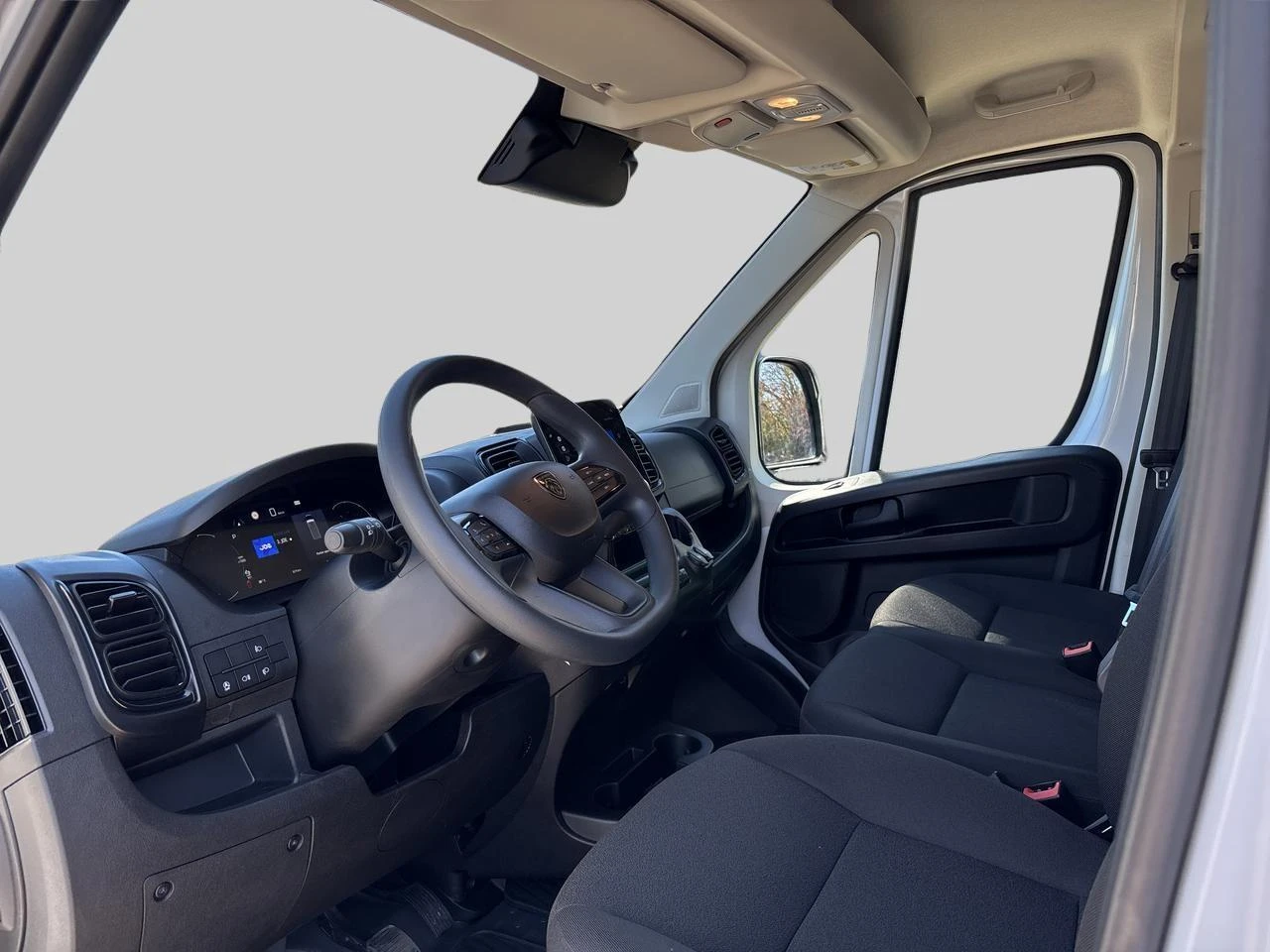 Peugeot Boxer 2.2 BlueHDi S&S 140 335 L3H2 Auto