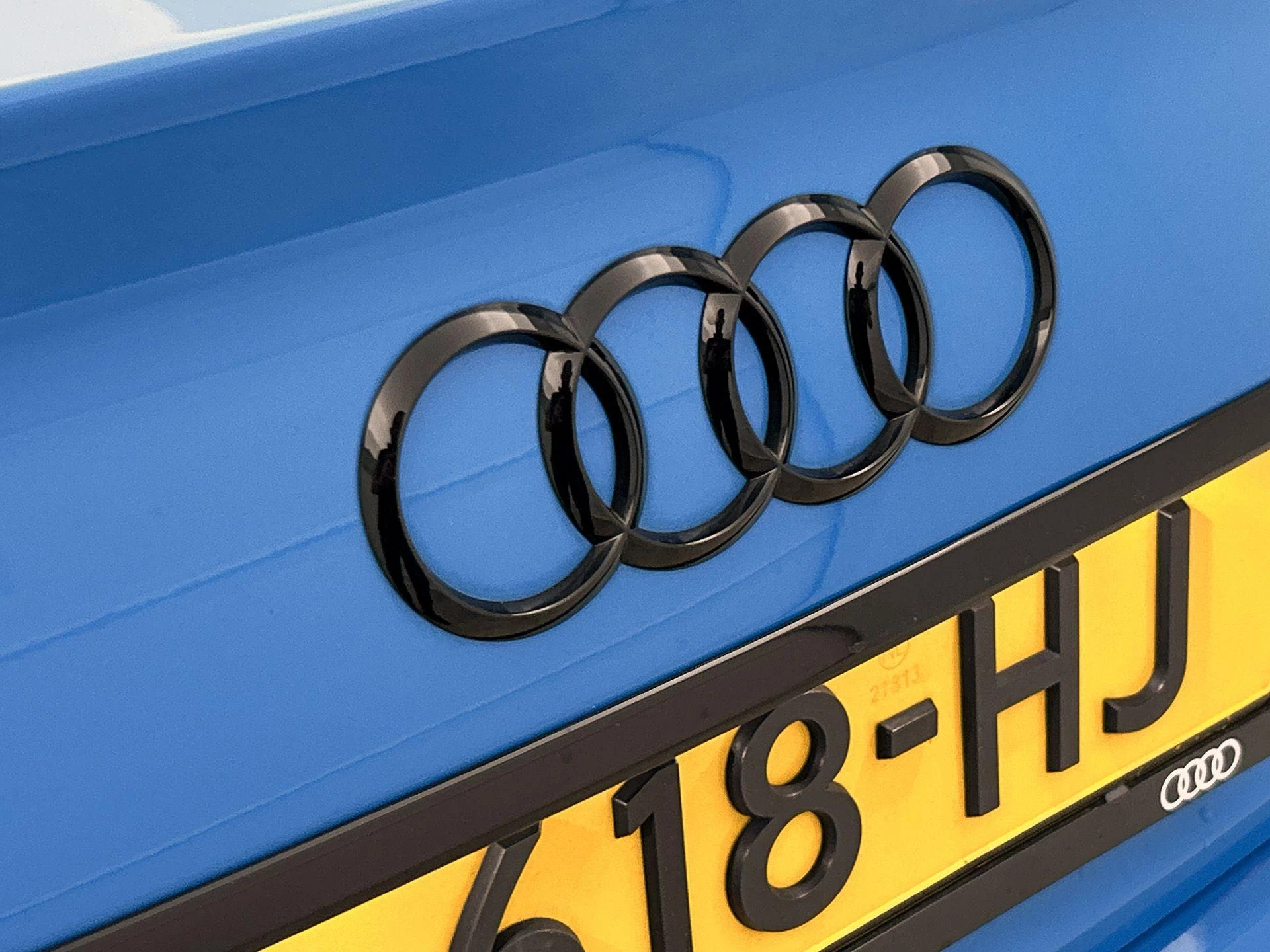Audi A4 Limousine 40 TFSI quattro S edition