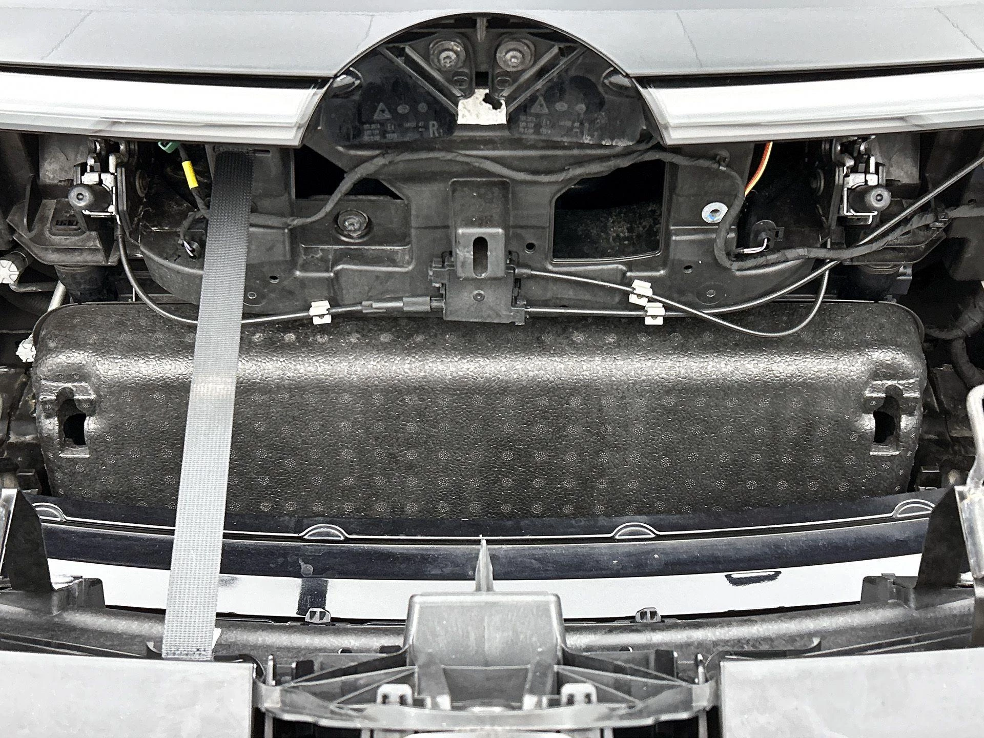 Volkswagen-ID. Buzz Cargo-image-25
