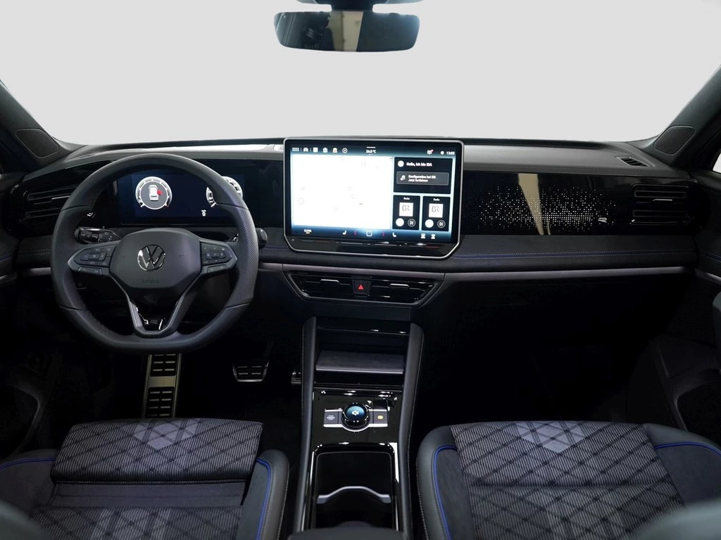 Volkswagen-Tiguan-image-10