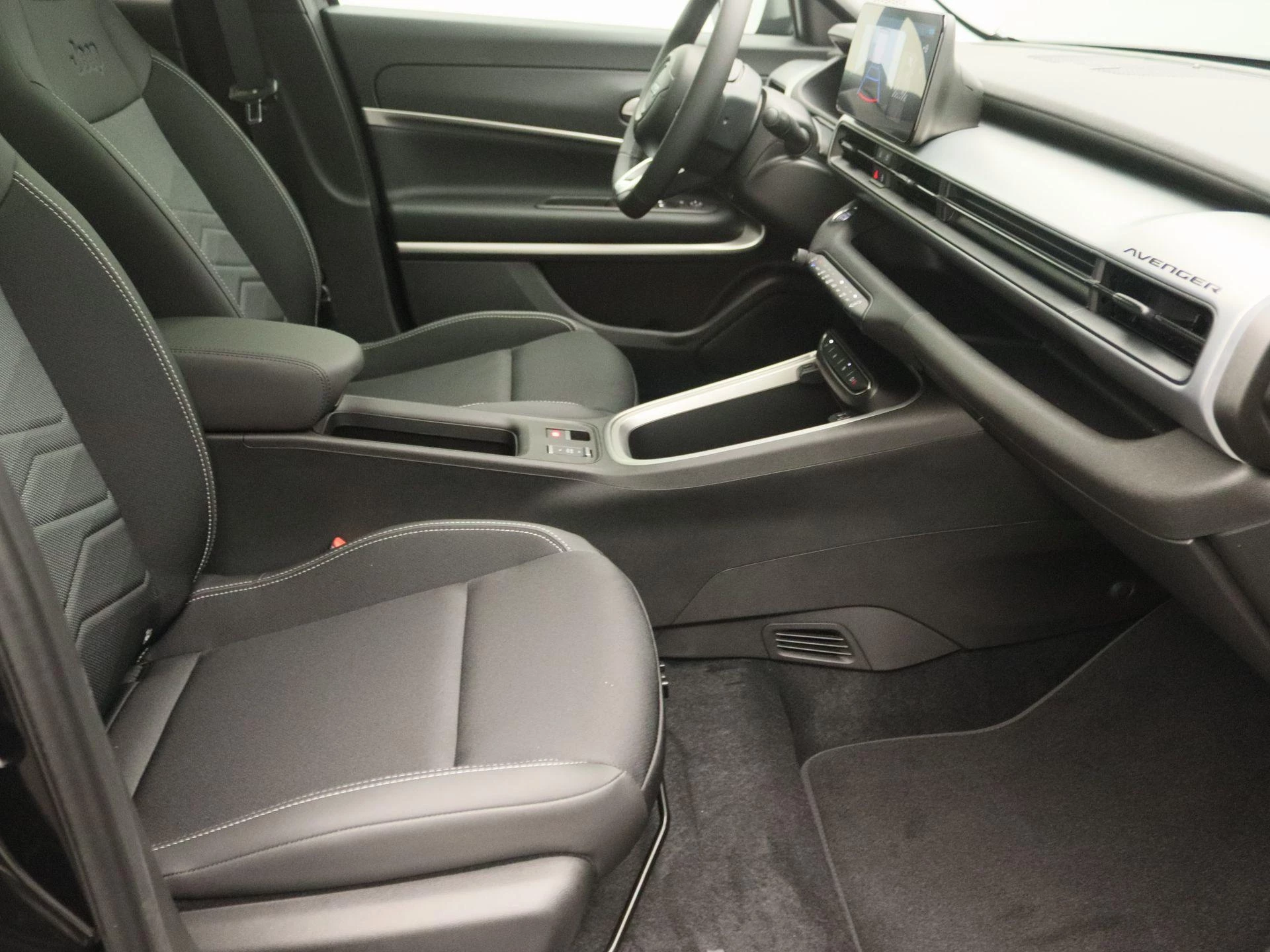 Jeep-Avenger-image-24