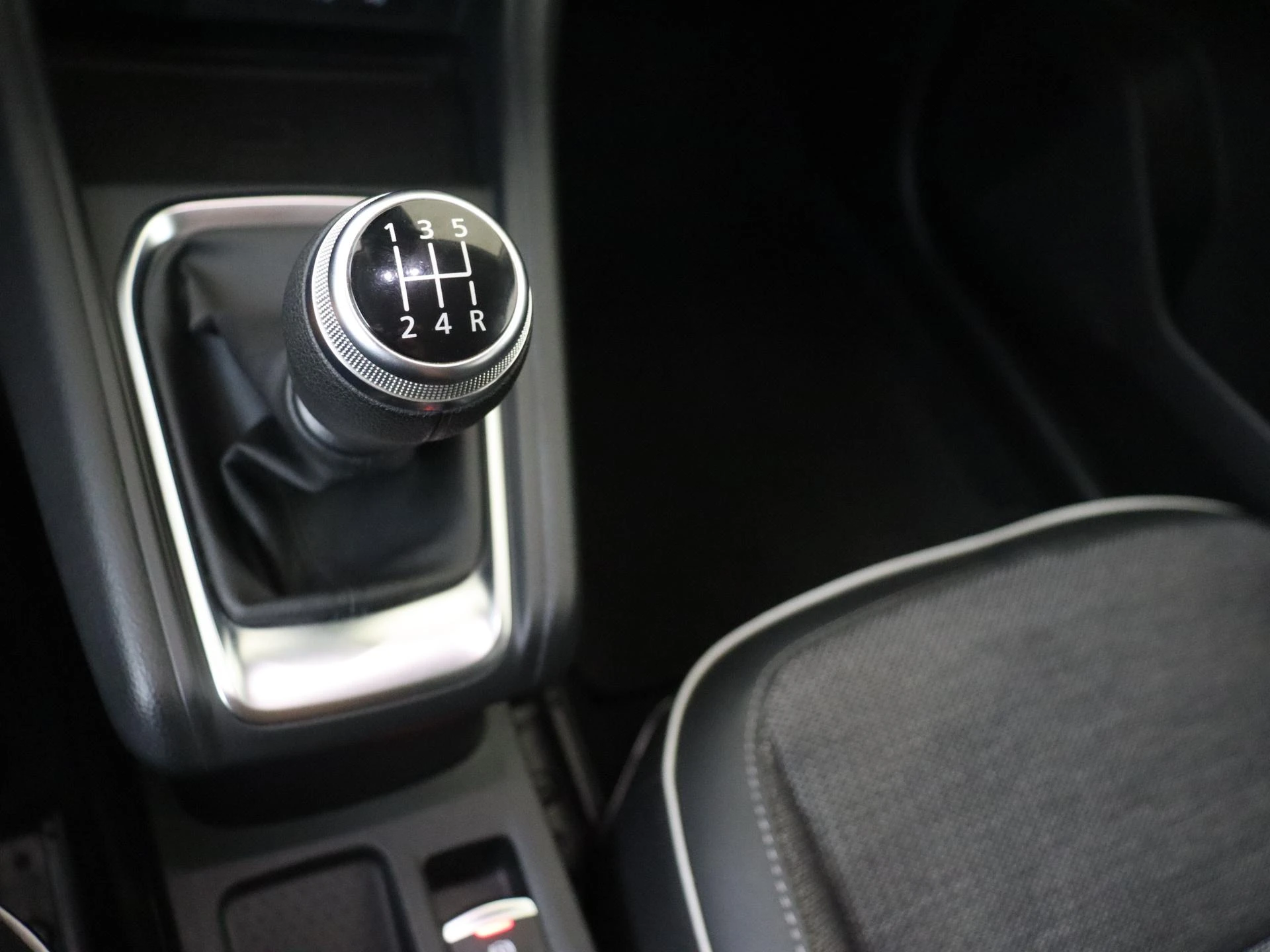 Renault-Captur-image-13