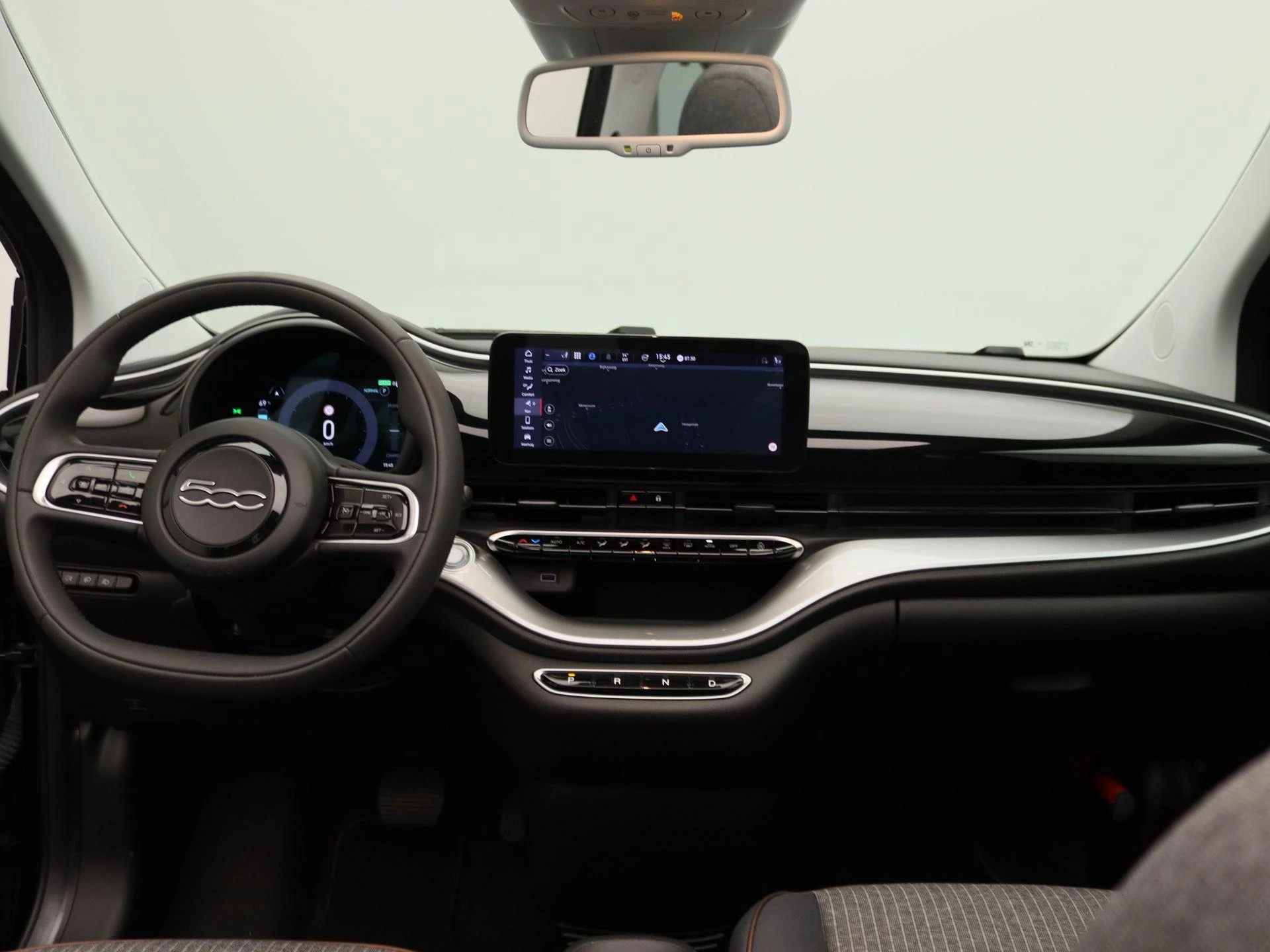Fiat-500C-image-7