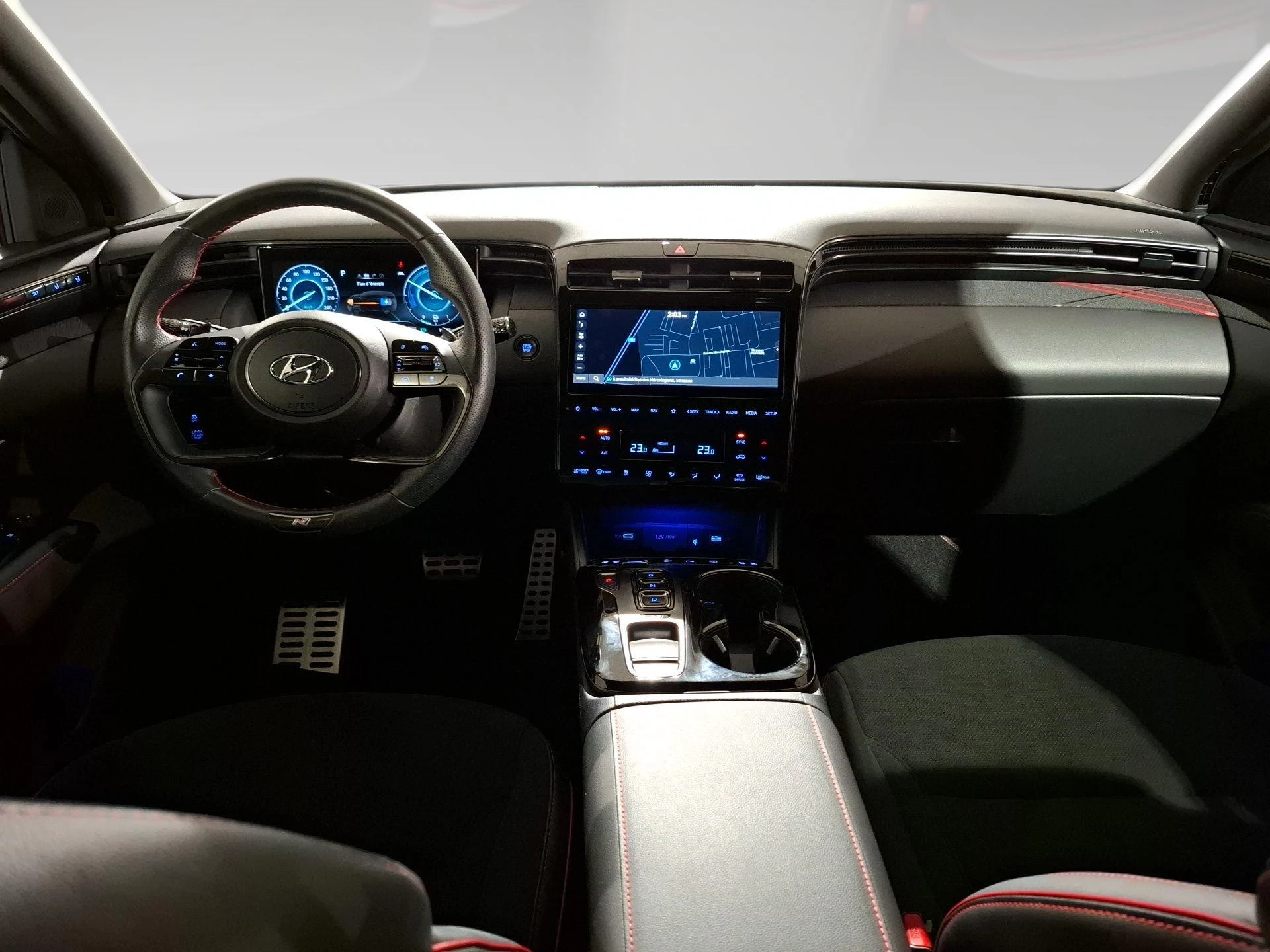 Hyundai-Tucson Hybrid-image-2