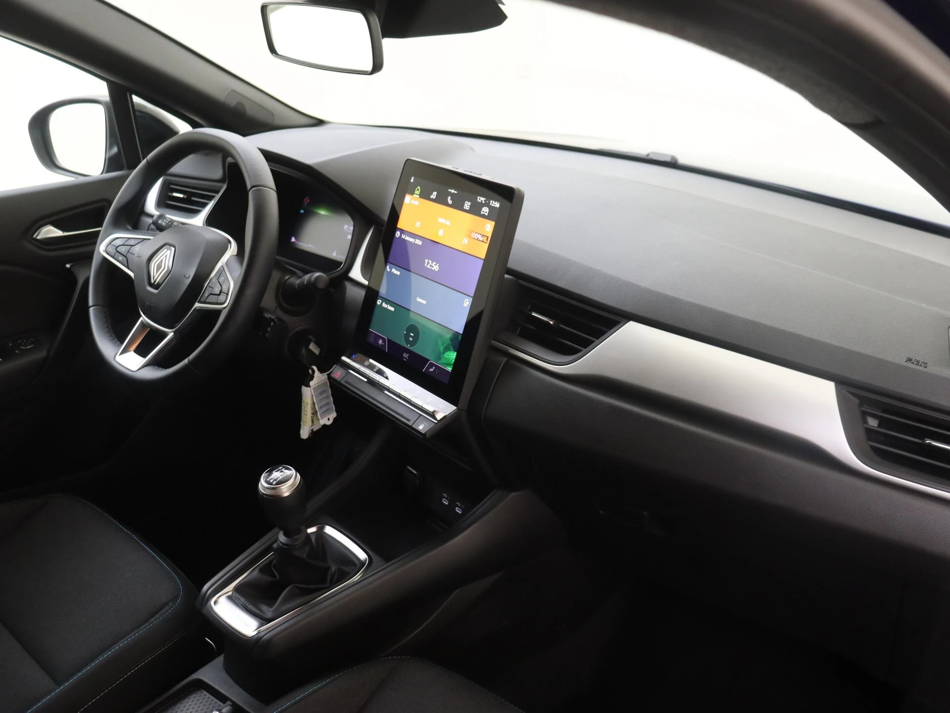 Renault-Captur-image-11