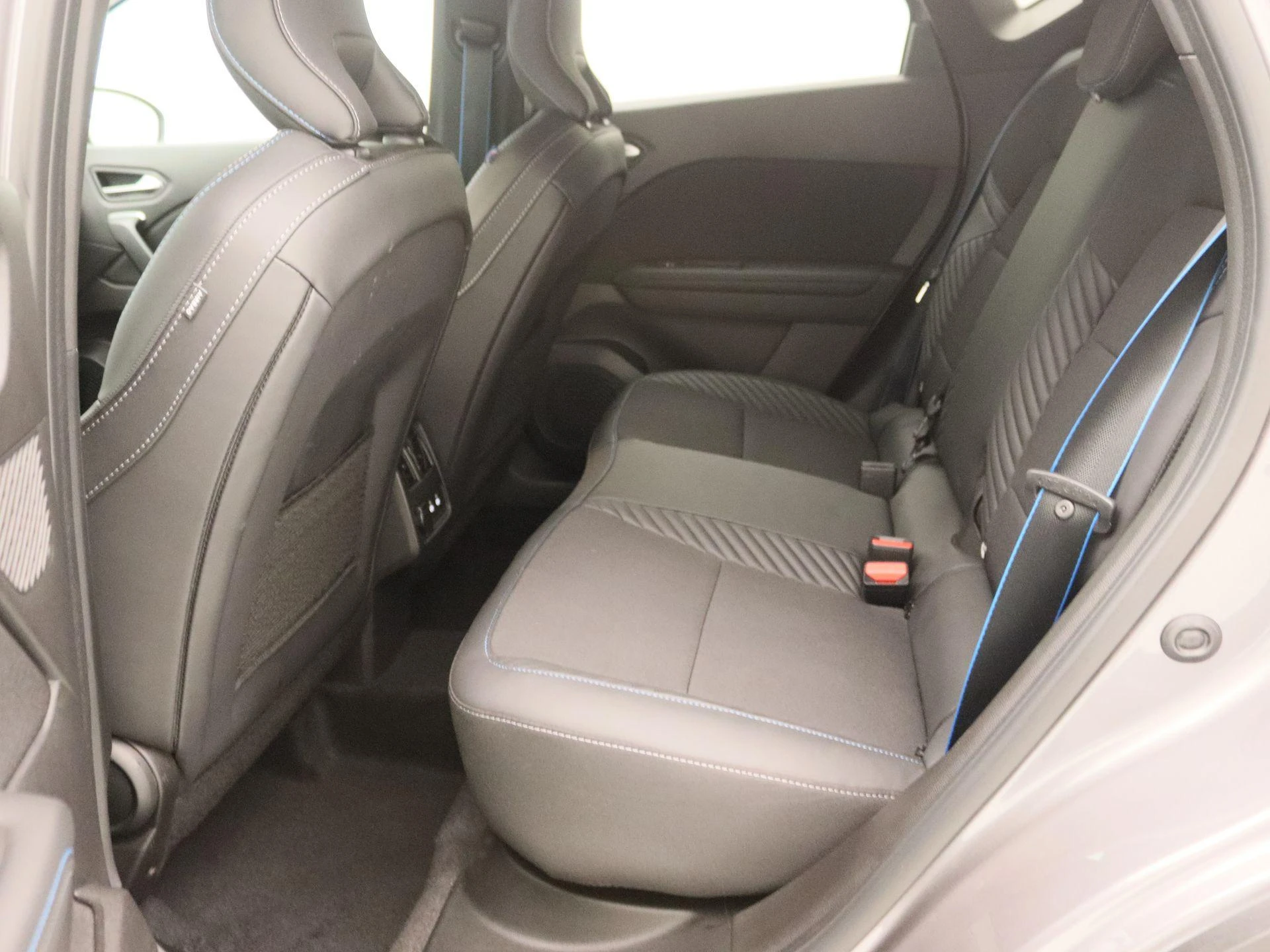 Renault-Captur-image-12