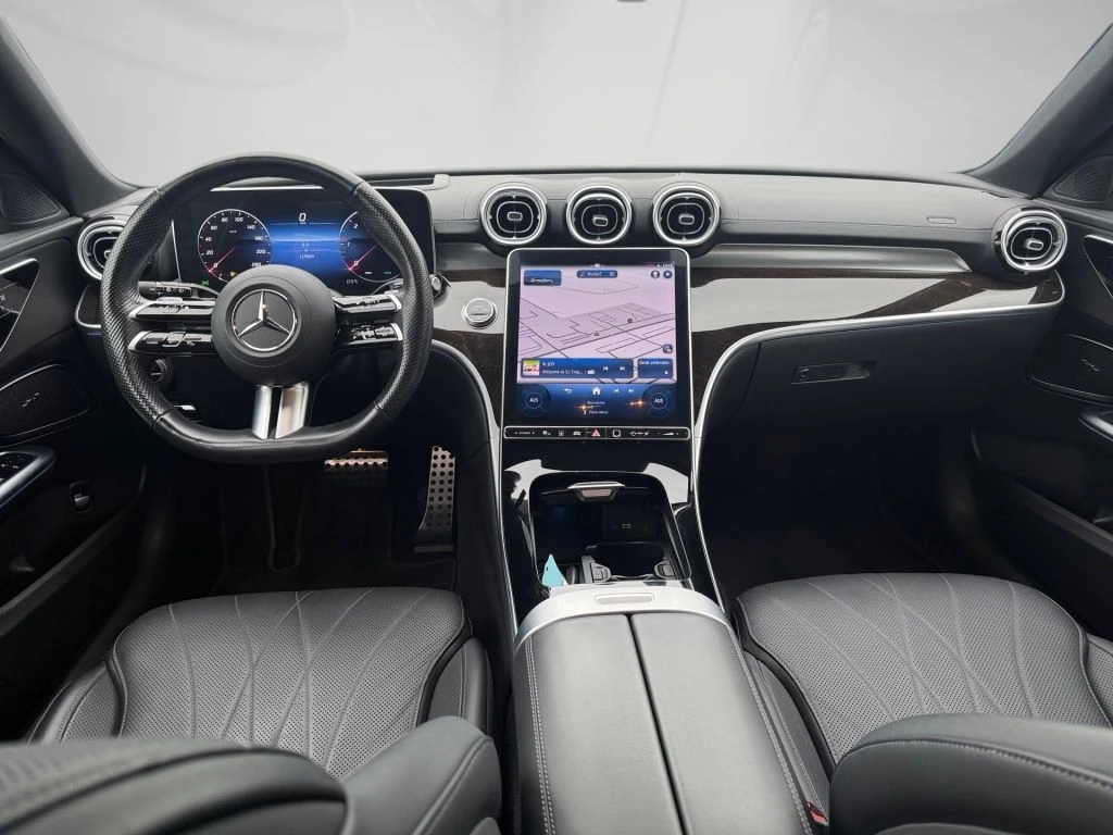 Mercedes-Benz-C-Klasse 220-image-11