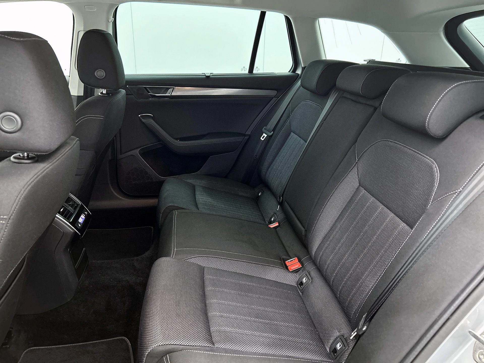 Škoda-Superb-image-29