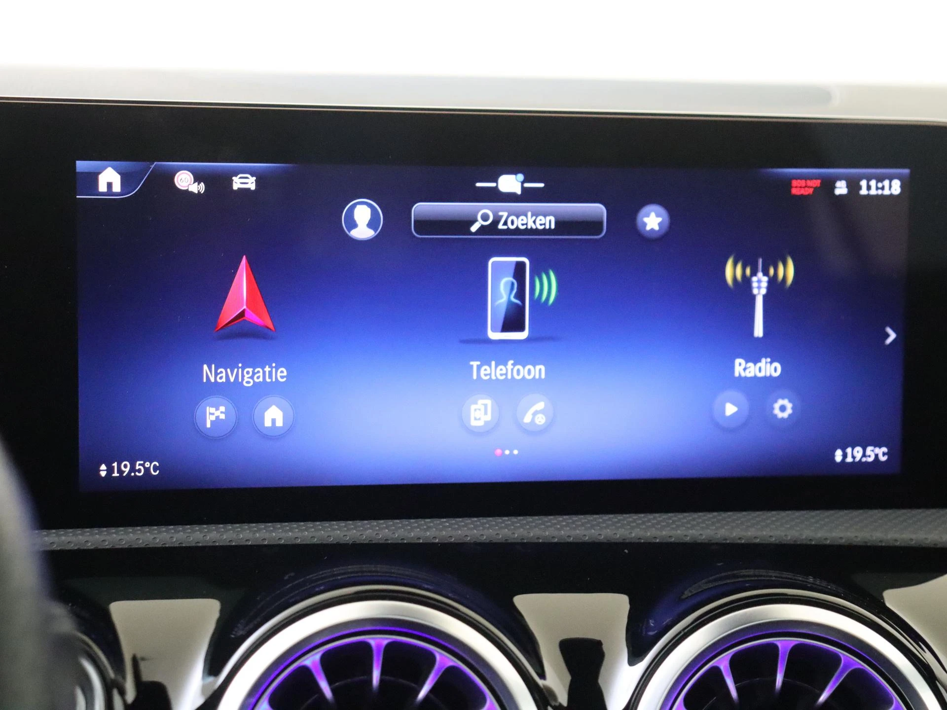 Mercedes-Benz-A-Klasse-image-16