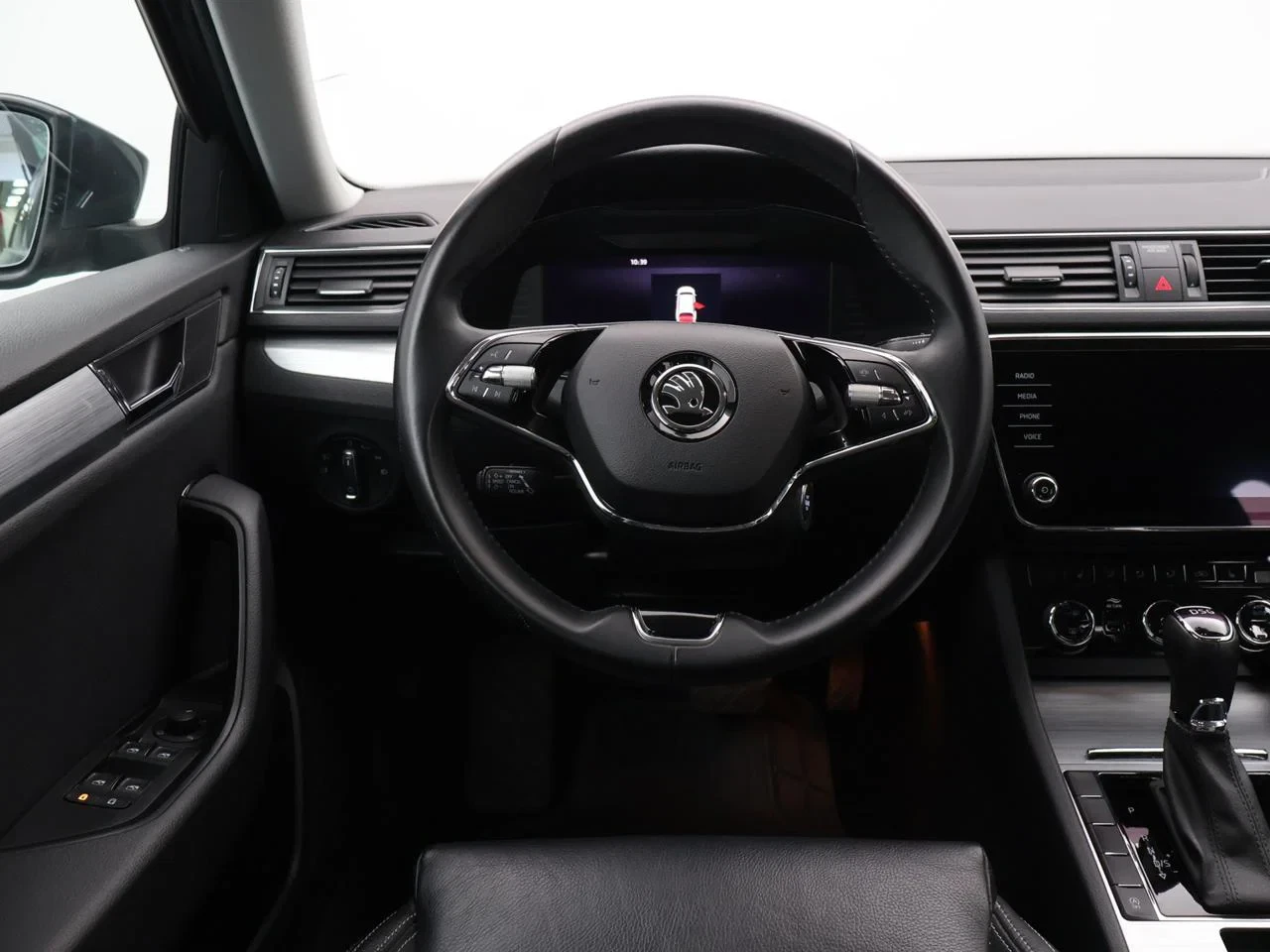Škoda Superb Combi 1.5TSI 150PK ACT *AUTOMAAT*NAVI*CRUISE*LED*PDC*APP CONNECT*BLTH*ZETELVERWARMING*