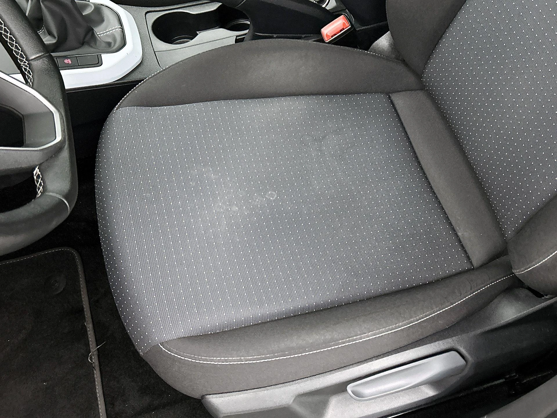 SEAT-Arona-image-34