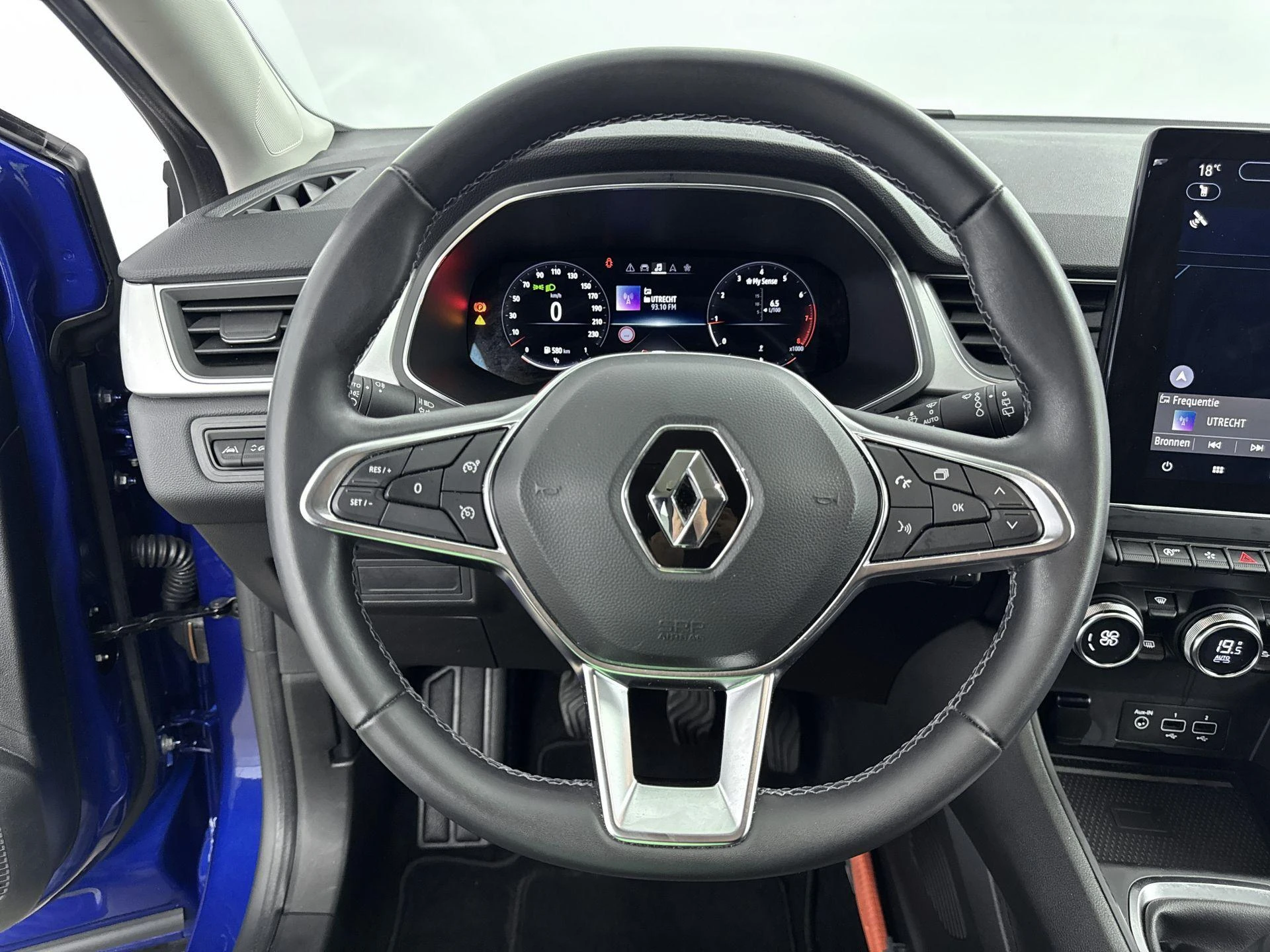 Renault-Captur-image-9
